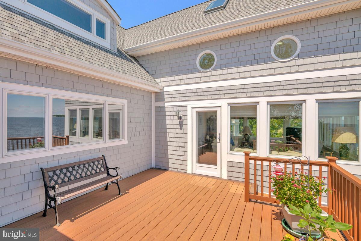 BAY HEAD - Residential