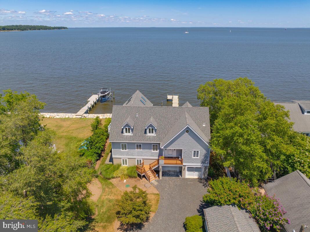 BAY HEAD - Residential