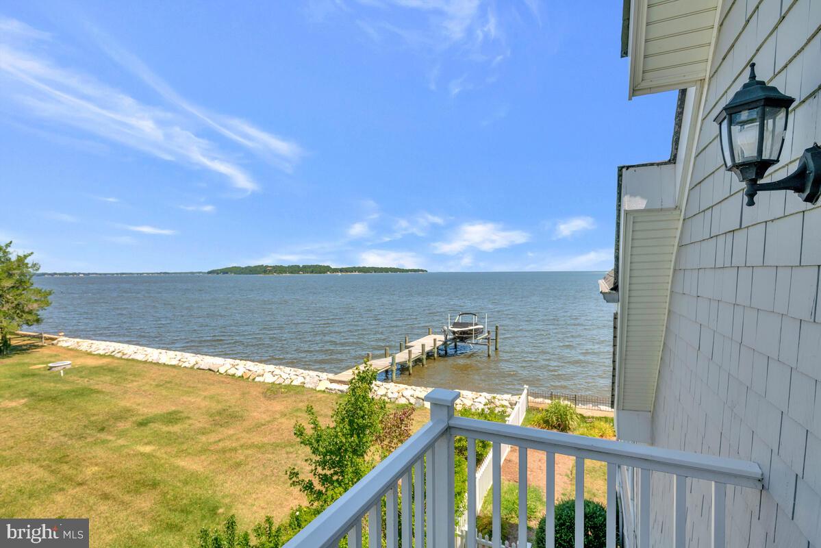 BAY HEAD - Residential