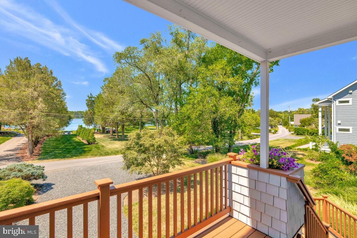 BAY HEAD - Residential