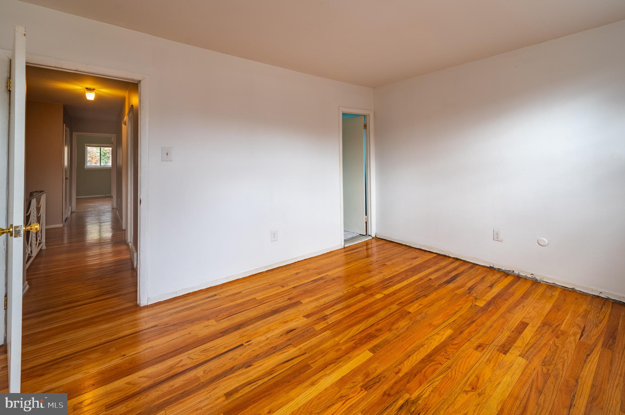 ROXBOROUGH - Residential