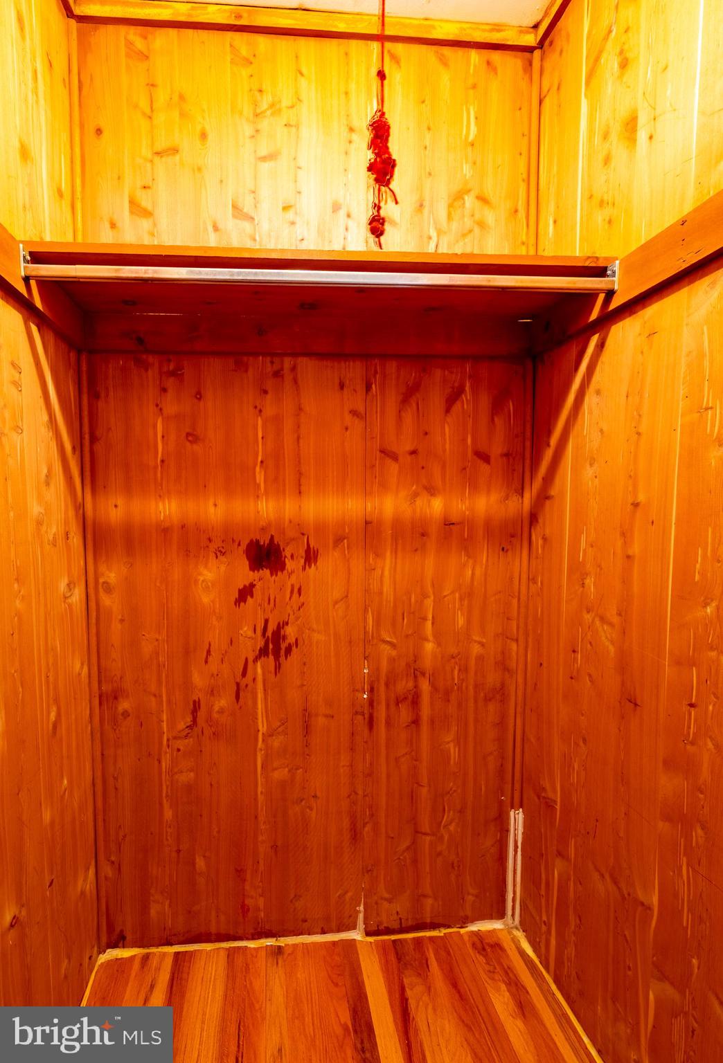 ROXBOROUGH - Residential