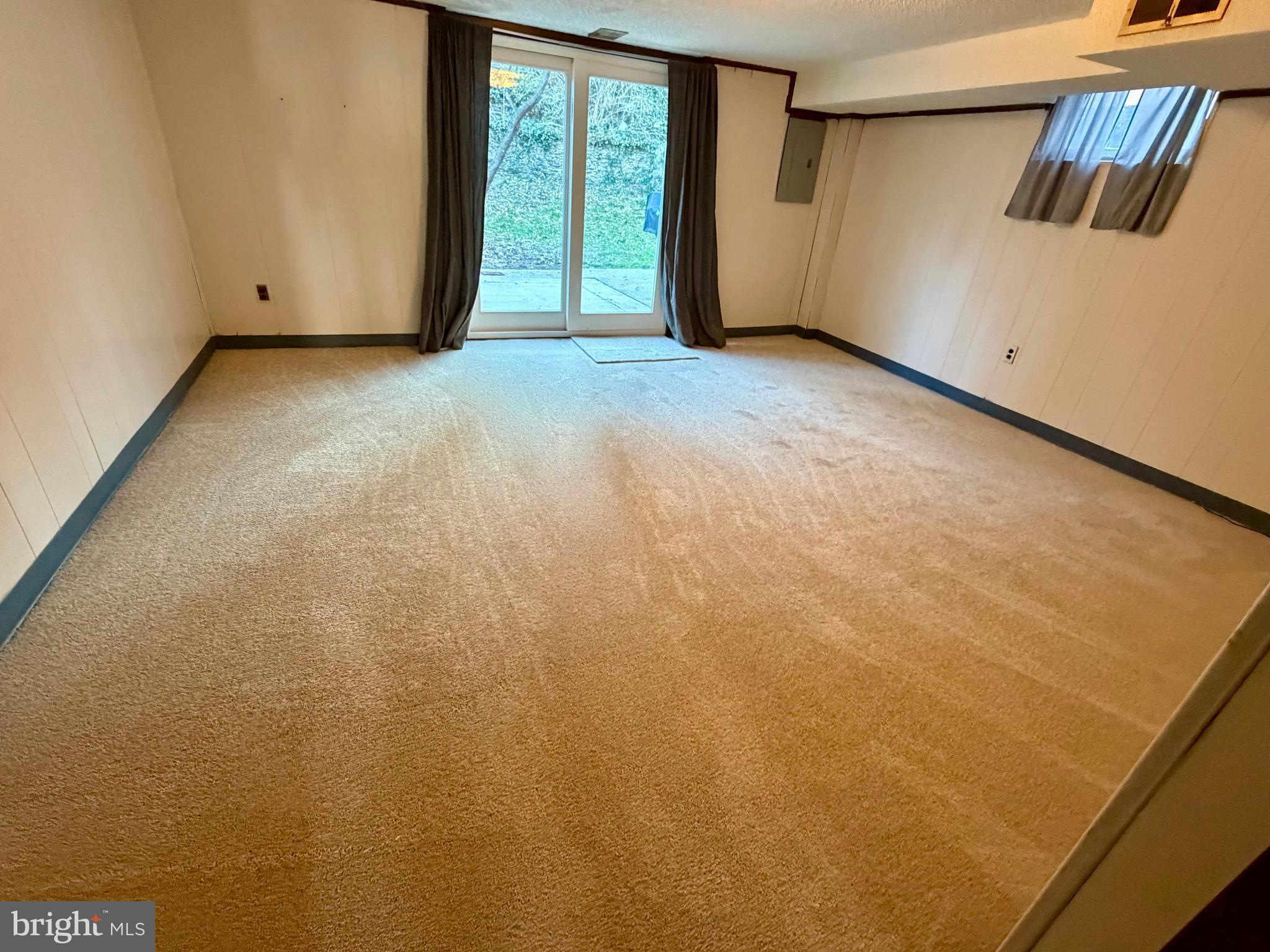 ROXBOROUGH - Residential