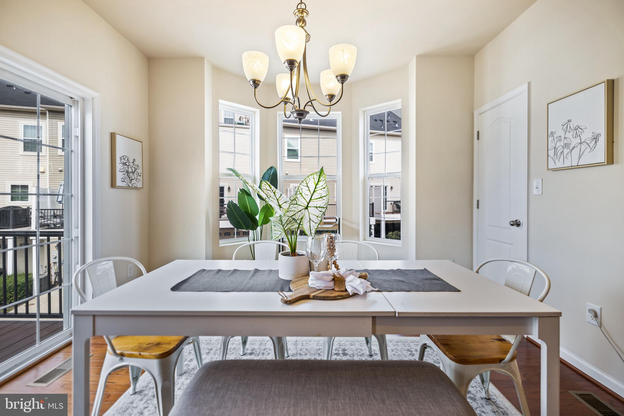 DORSET GARDENS AT BLUE STREAM - Residential