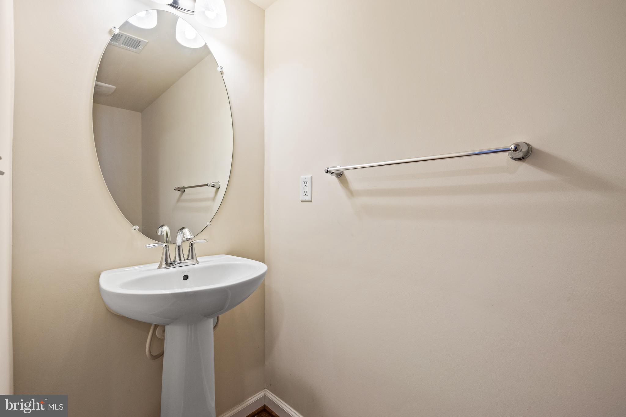 DORSET GARDENS AT BLUE STREAM - Residential