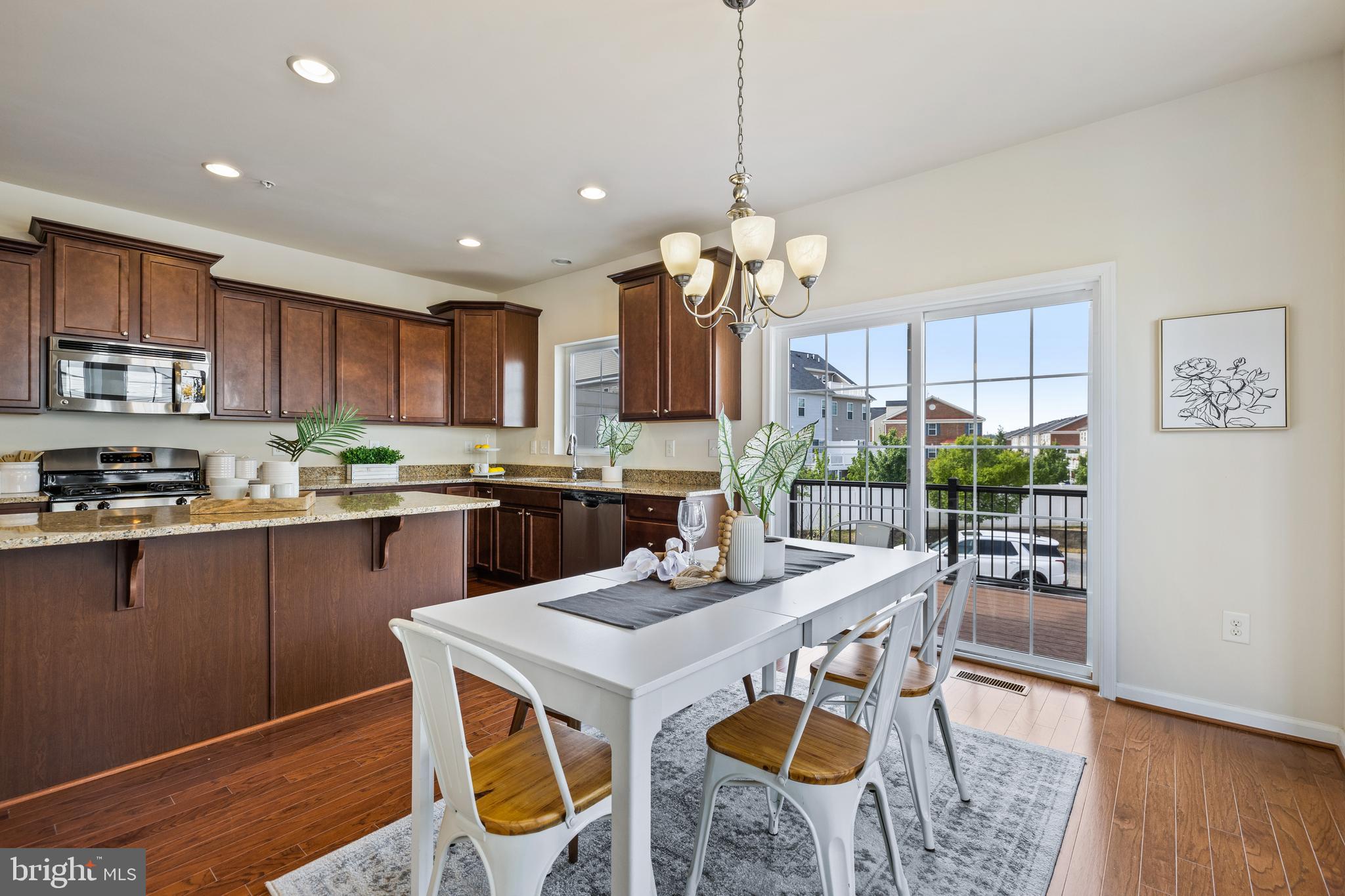 DORSET GARDENS AT BLUE STREAM - Residential