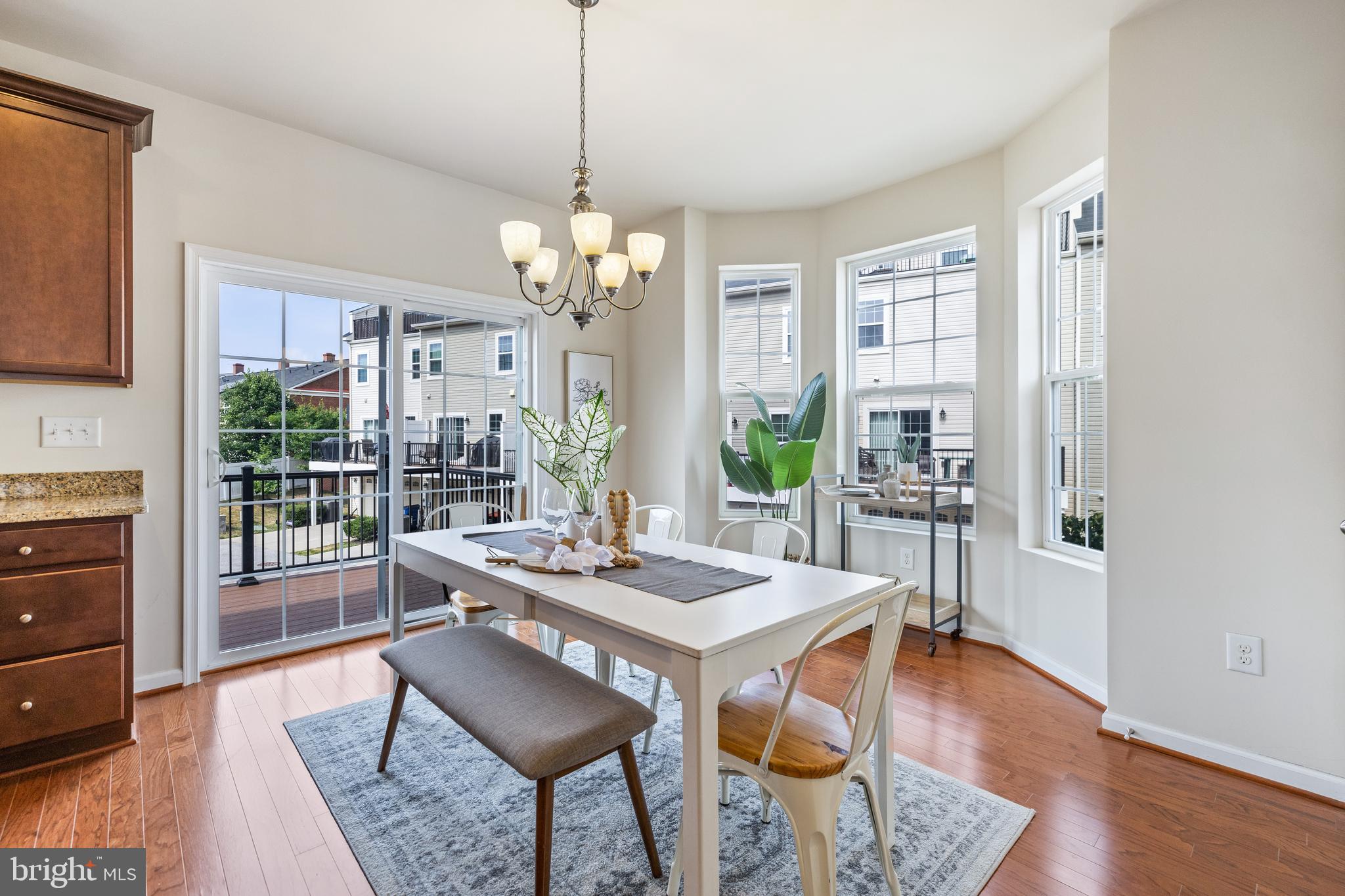 DORSET GARDENS AT BLUE STREAM - Residential