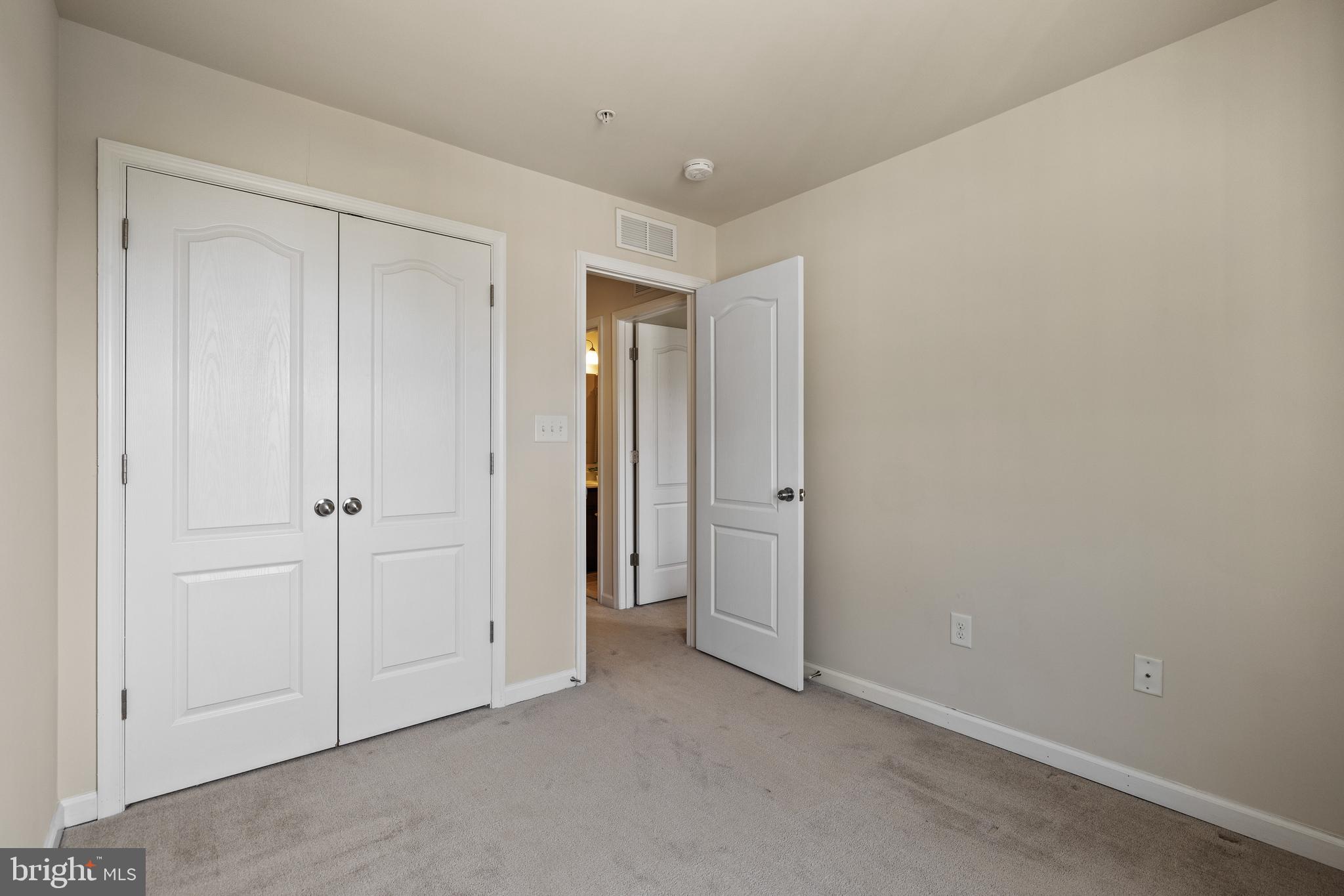 DORSET GARDENS AT BLUE STREAM - Residential