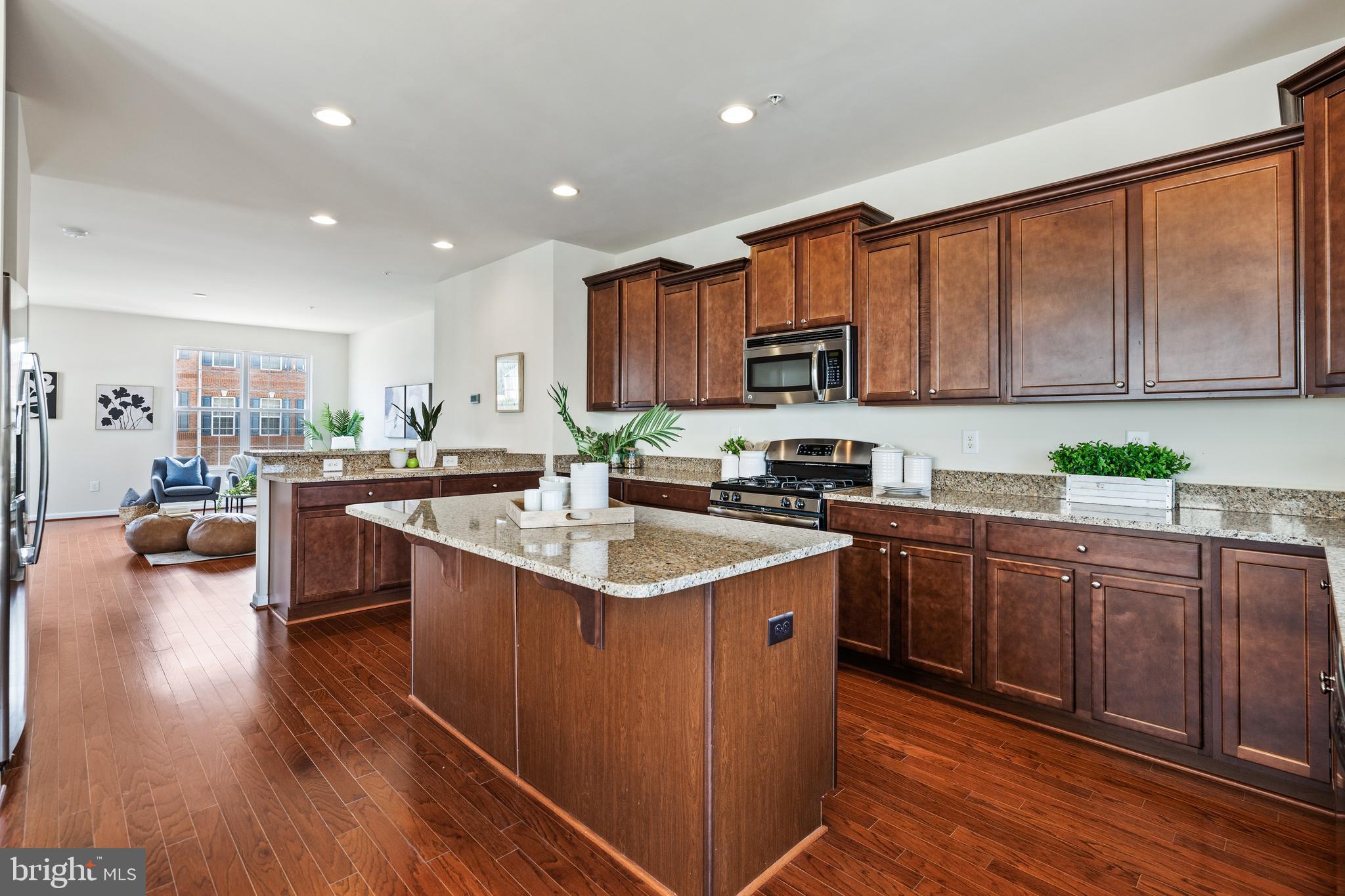 DORSET GARDENS AT BLUE STREAM - Residential