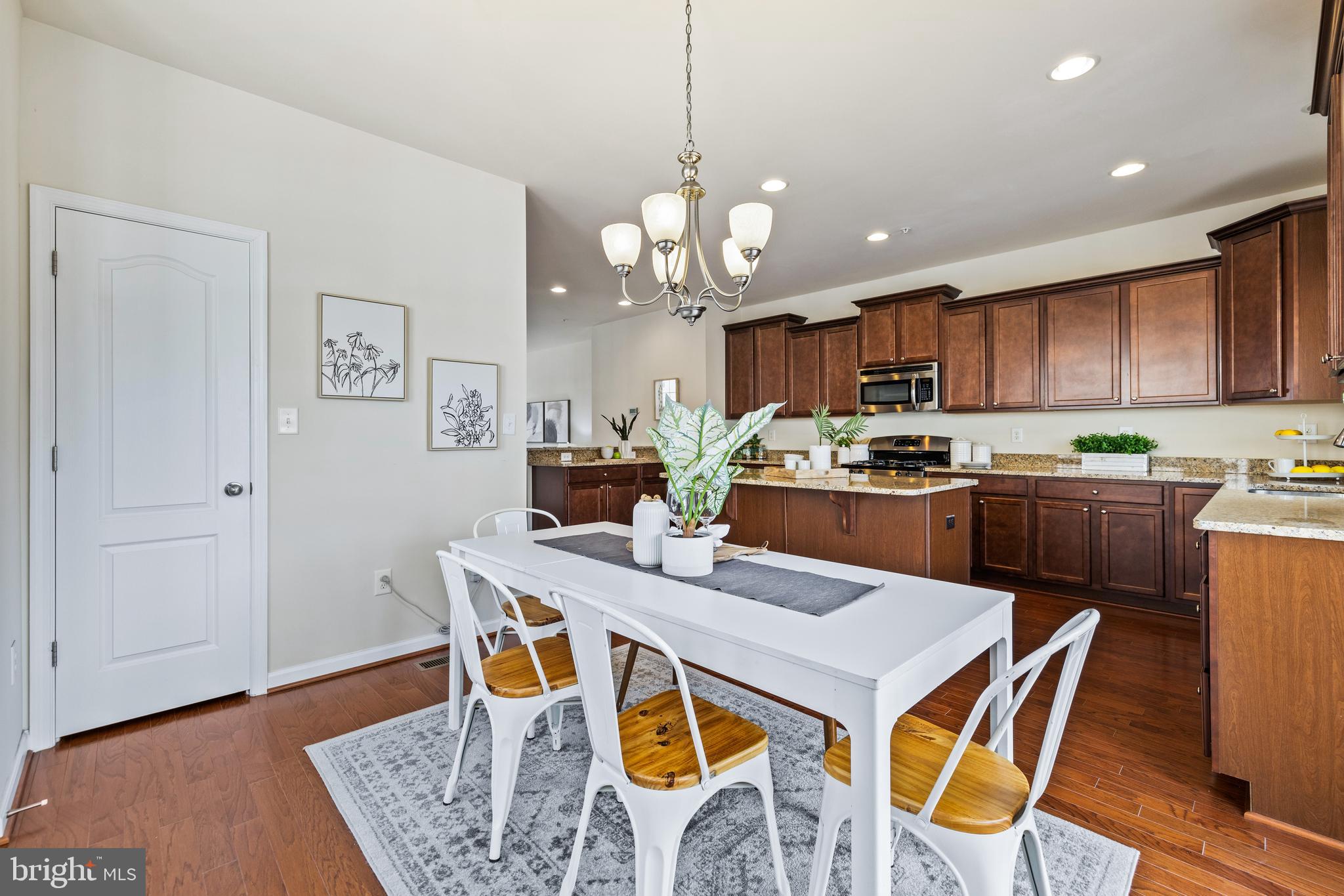 DORSET GARDENS AT BLUE STREAM - Residential