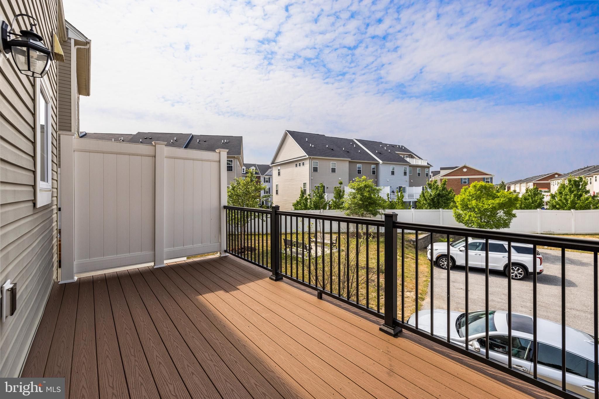 DORSET GARDENS AT BLUE STREAM - Residential