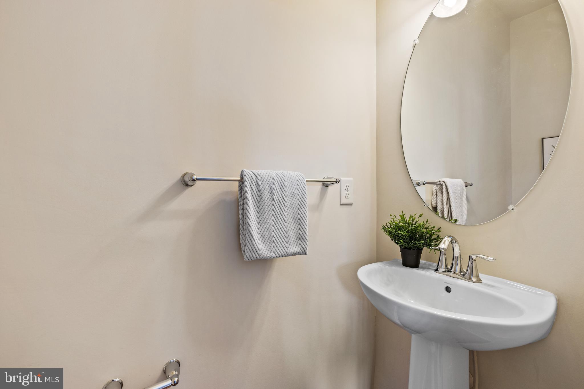 DORSET GARDENS AT BLUE STREAM - Residential