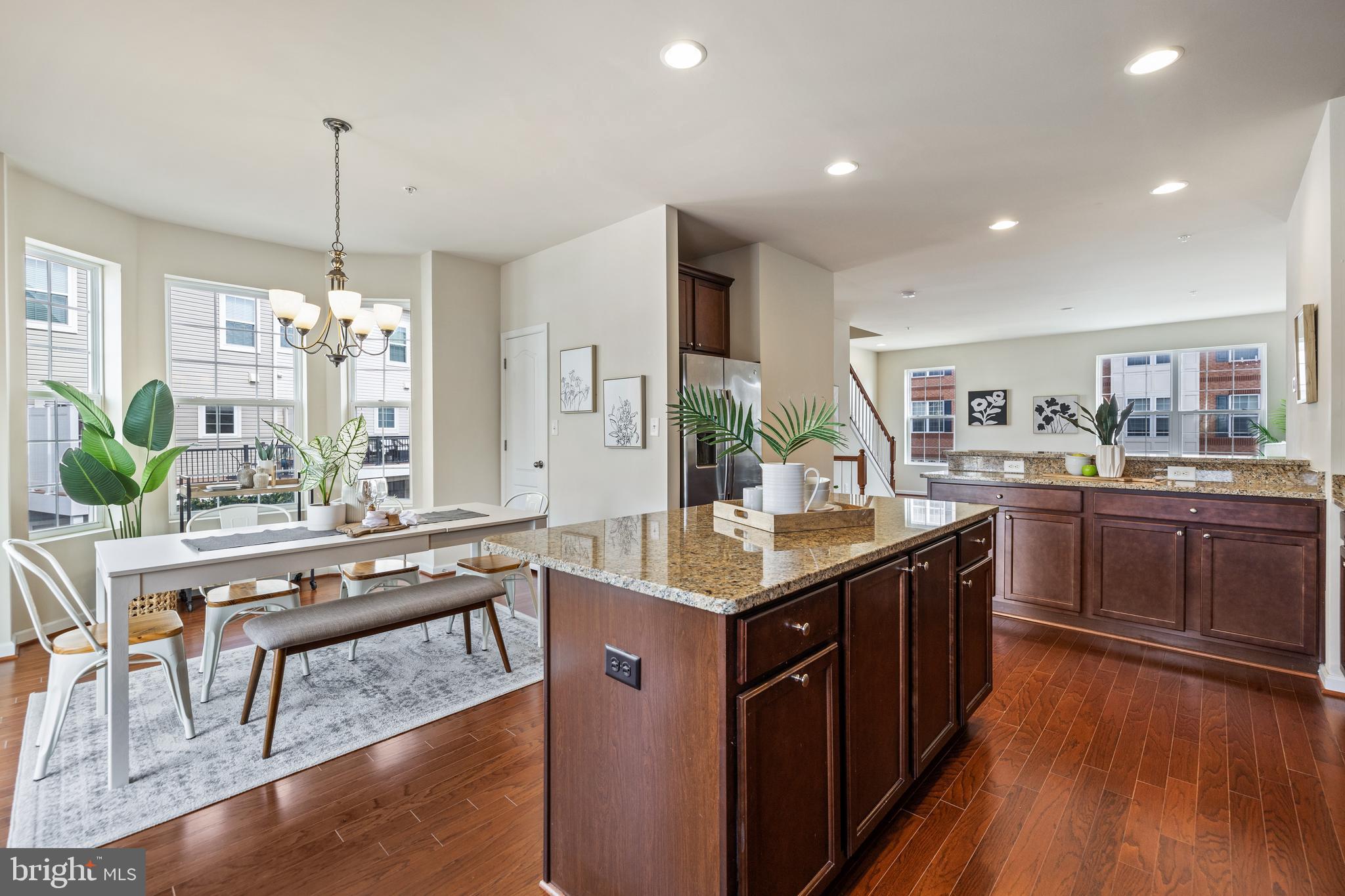 DORSET GARDENS AT BLUE STREAM - Residential