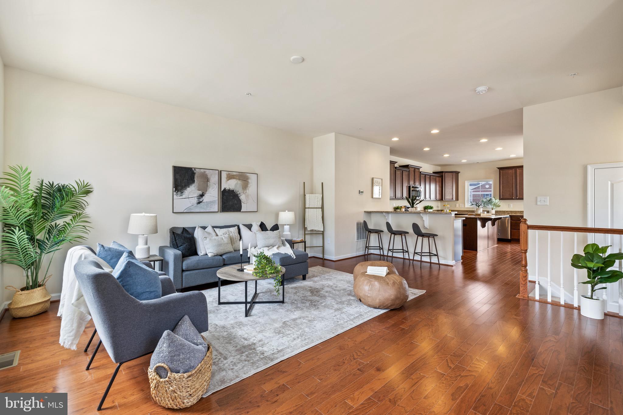 DORSET GARDENS AT BLUE STREAM - Residential