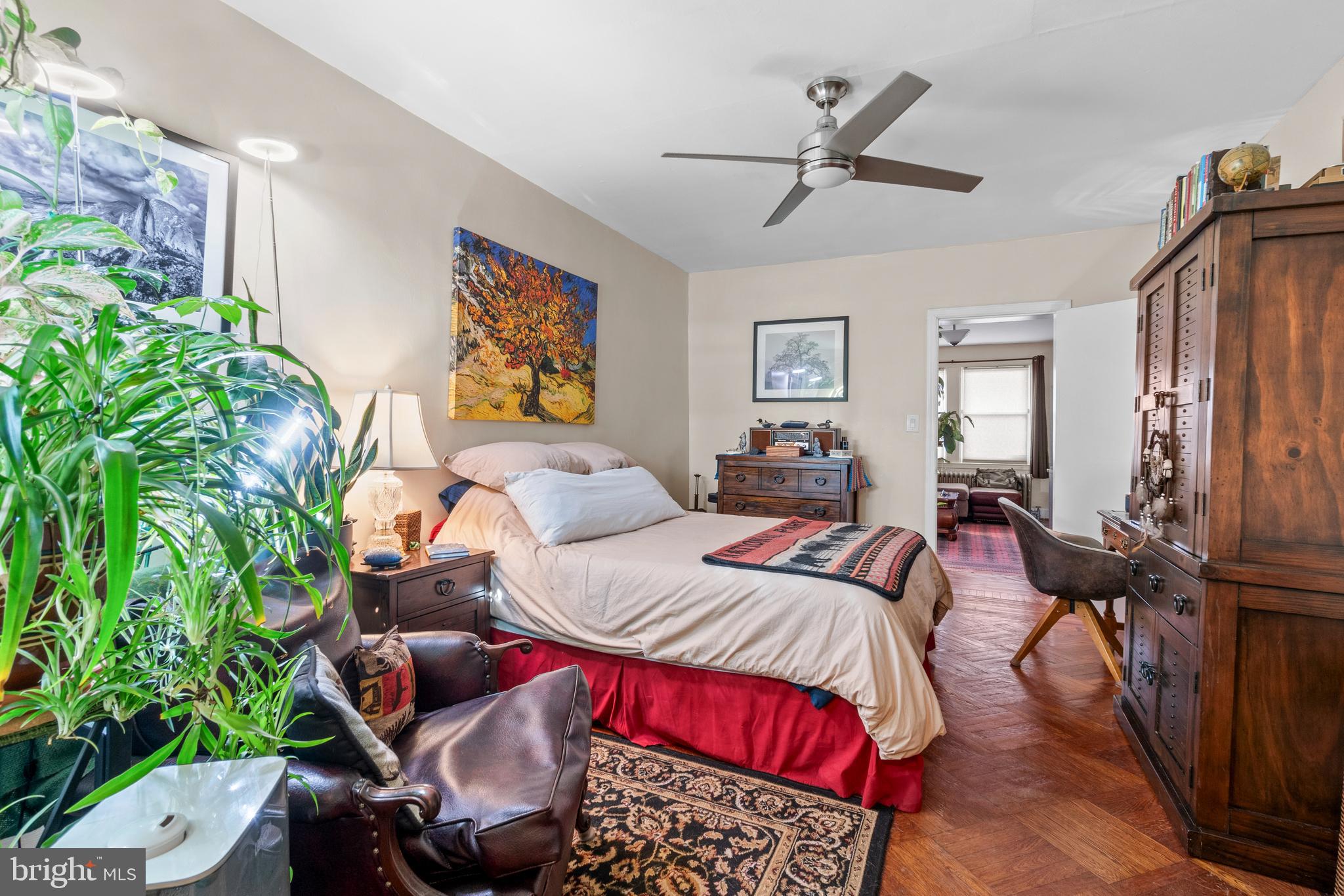 CHARLES VILLAGE - Residential Income