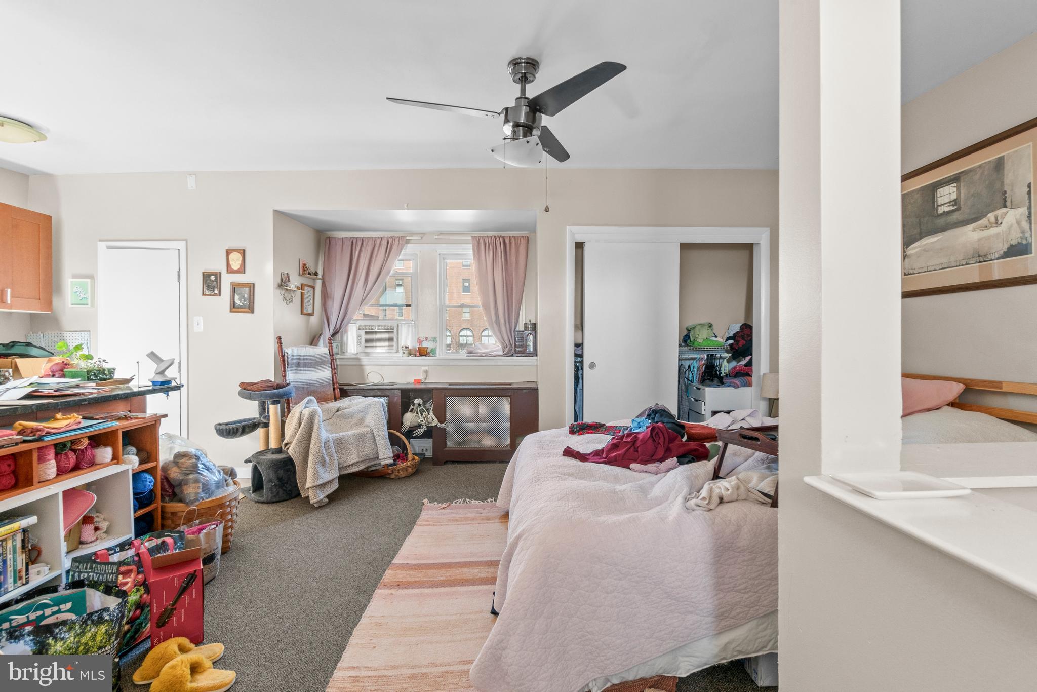 CHARLES VILLAGE - Residential Income