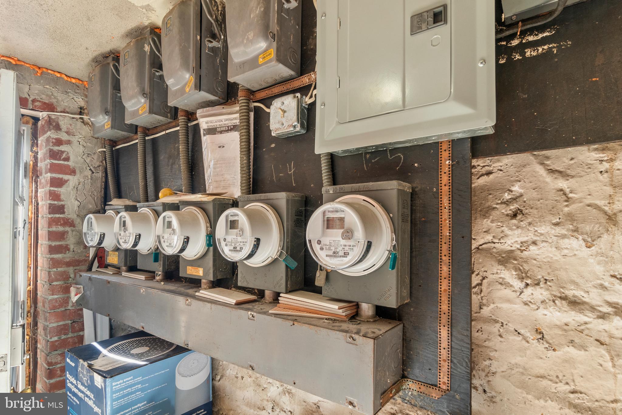 CHARLES VILLAGE - Residential Income