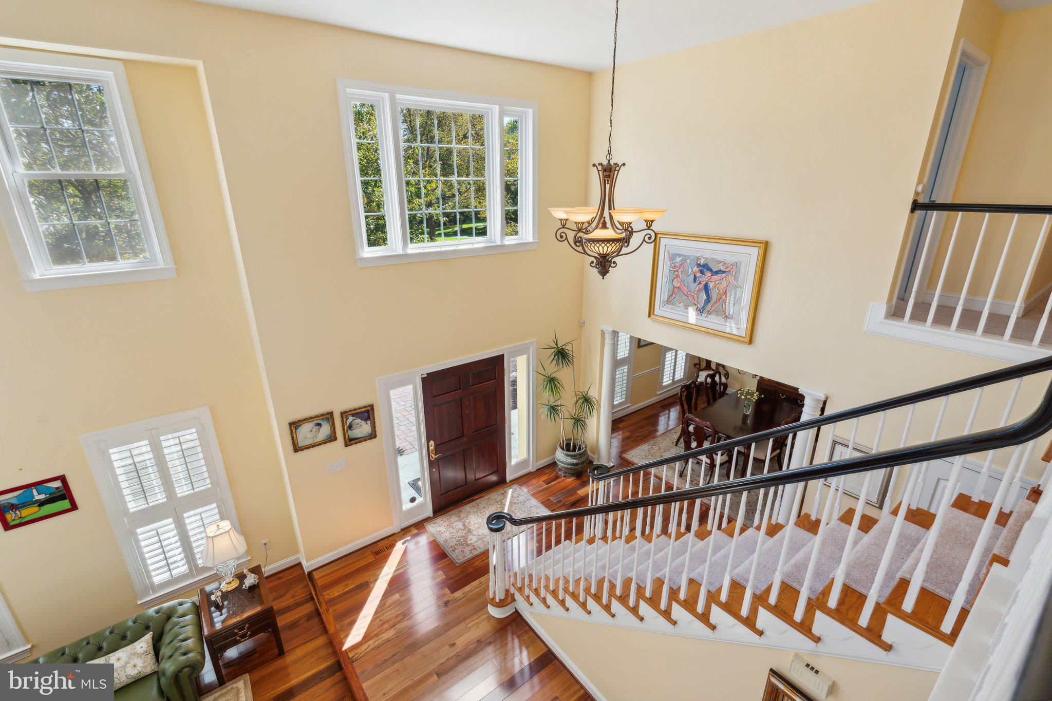 REDLAND KNOLLS - Residential