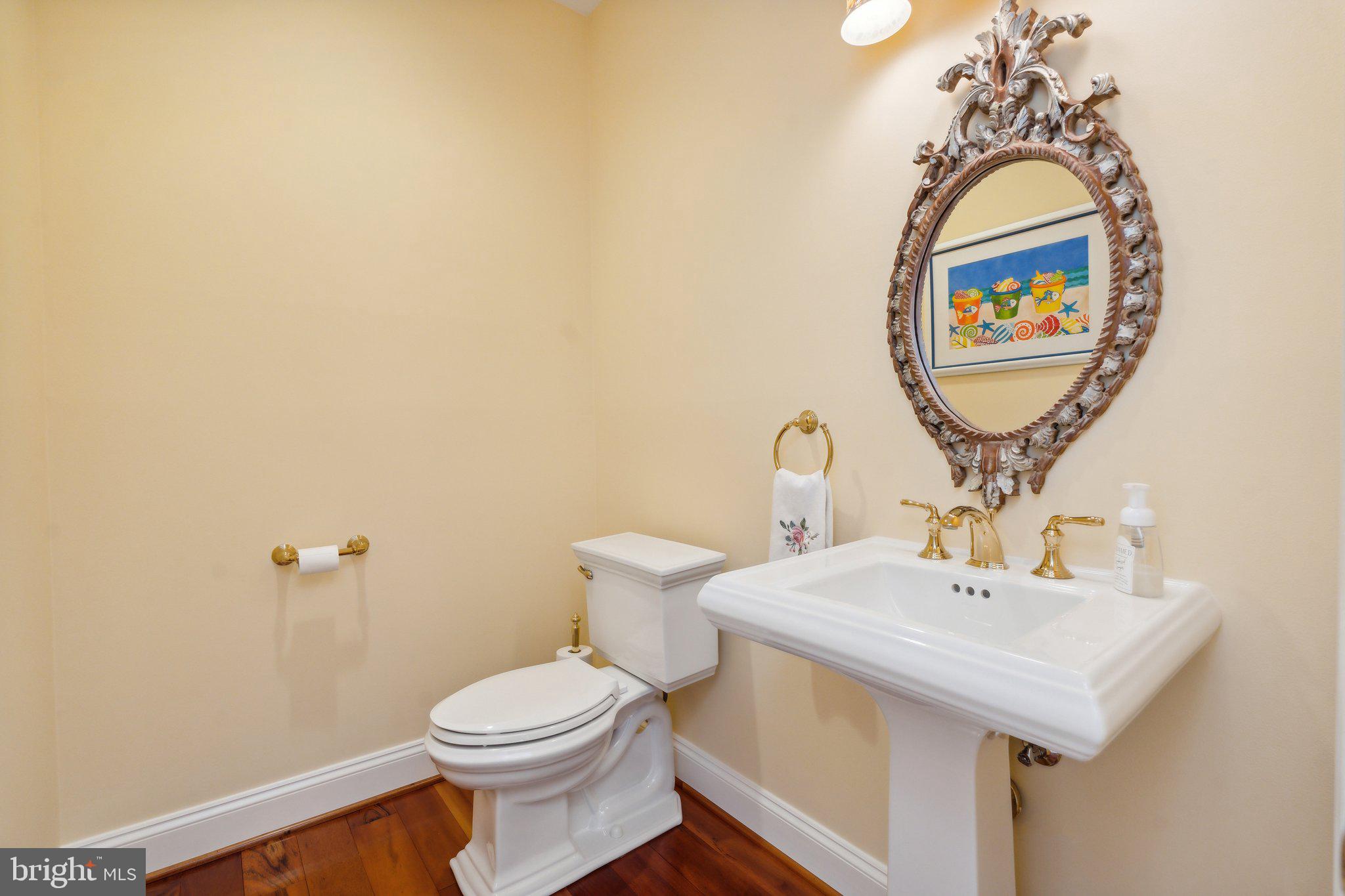 REDLAND KNOLLS - Residential