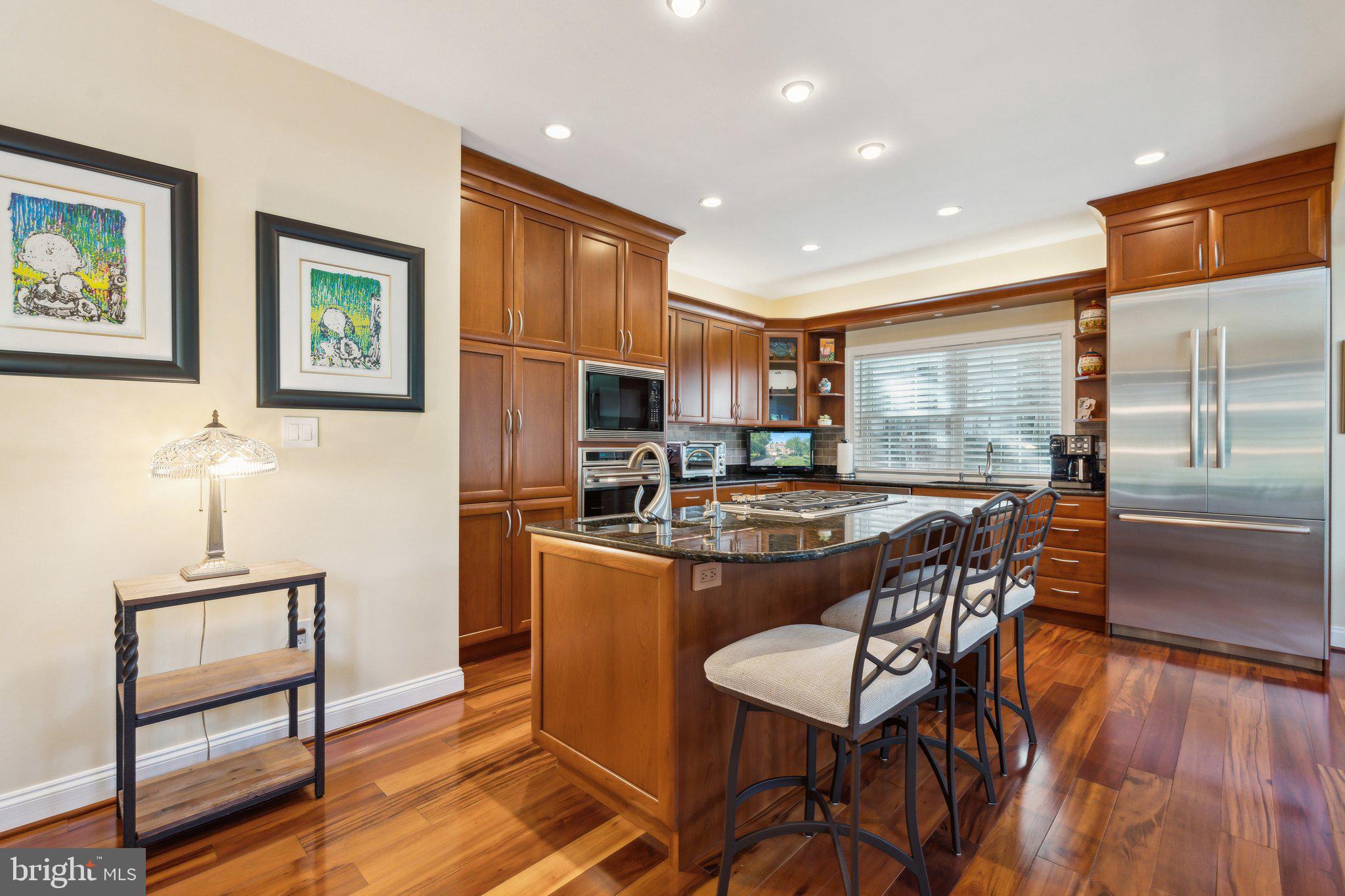 REDLAND KNOLLS - Residential