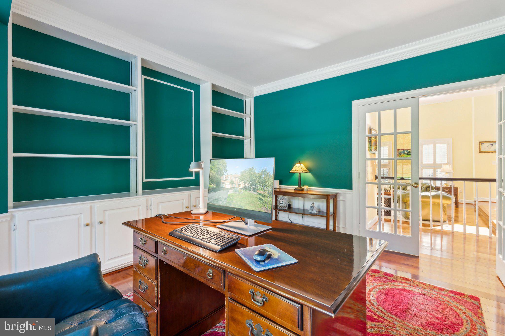 REDLAND KNOLLS - Residential