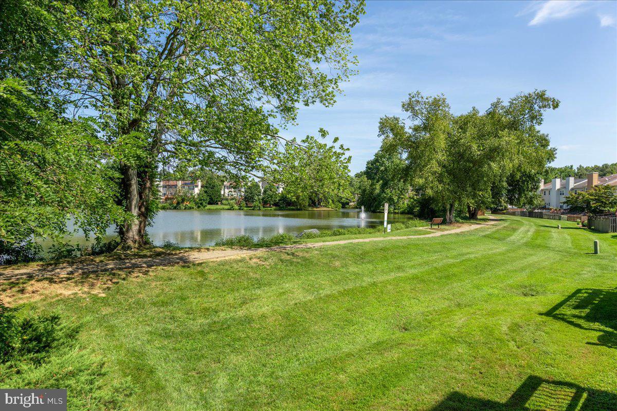 7106 SNUG HARBOR COURT