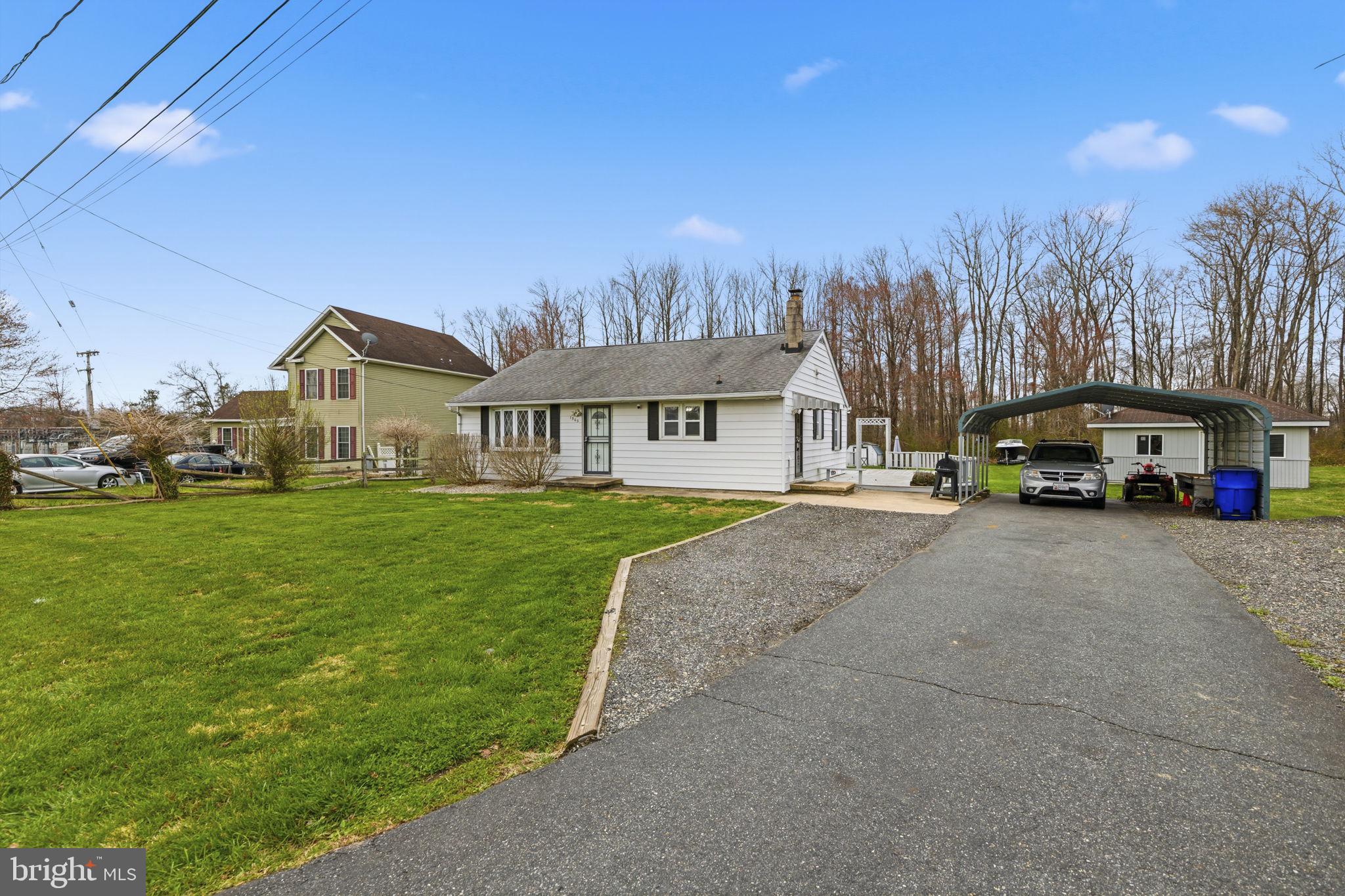 VAN BIBBER MANOR - Residential