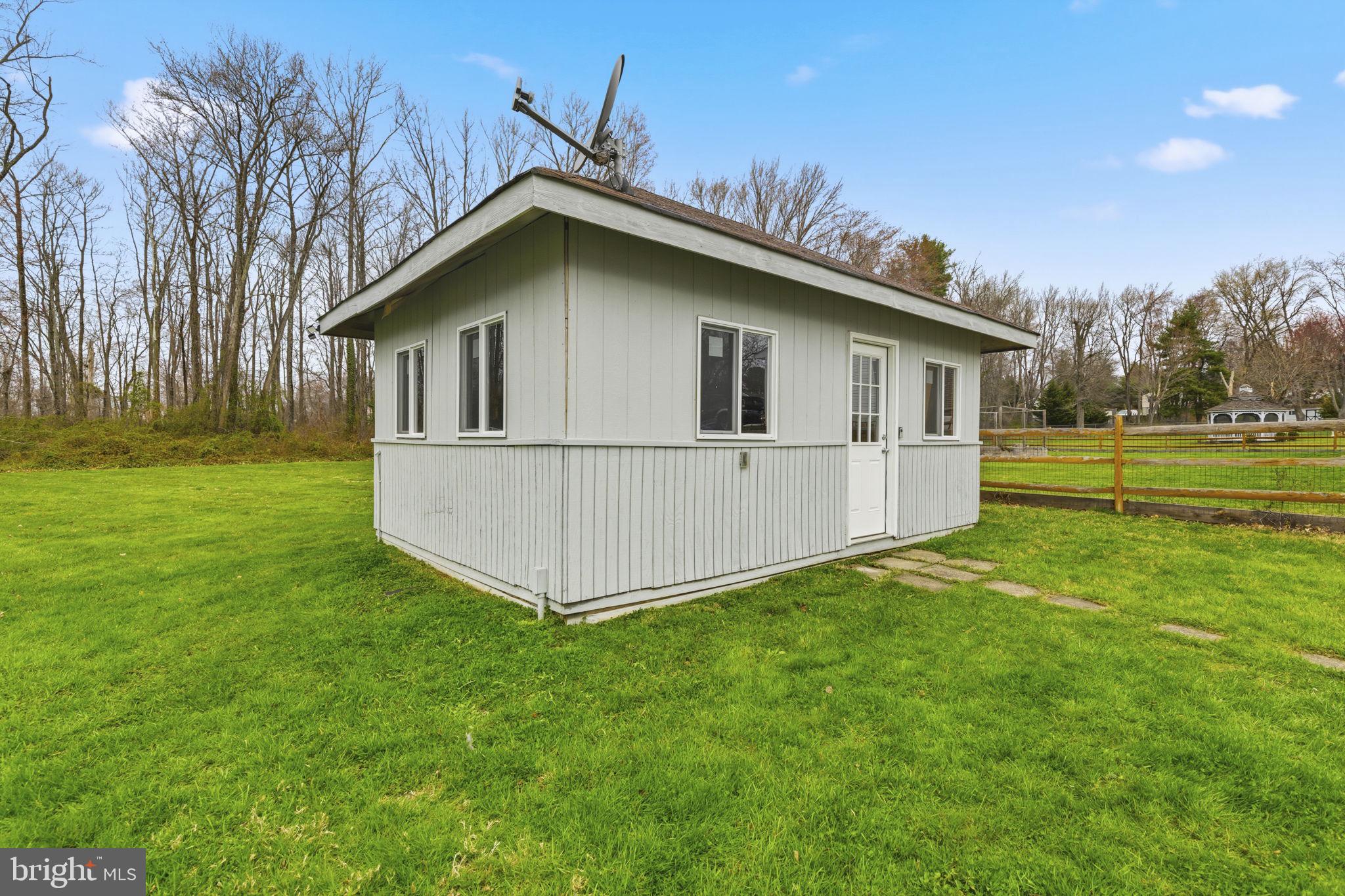 VAN BIBBER MANOR - Residential