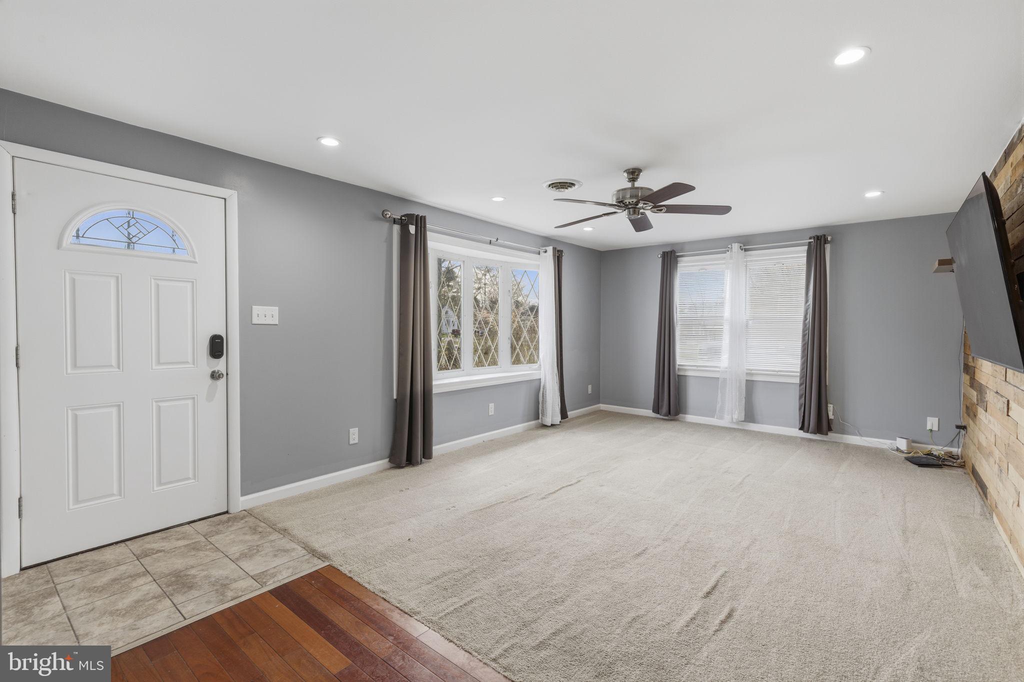 VAN BIBBER MANOR - Residential