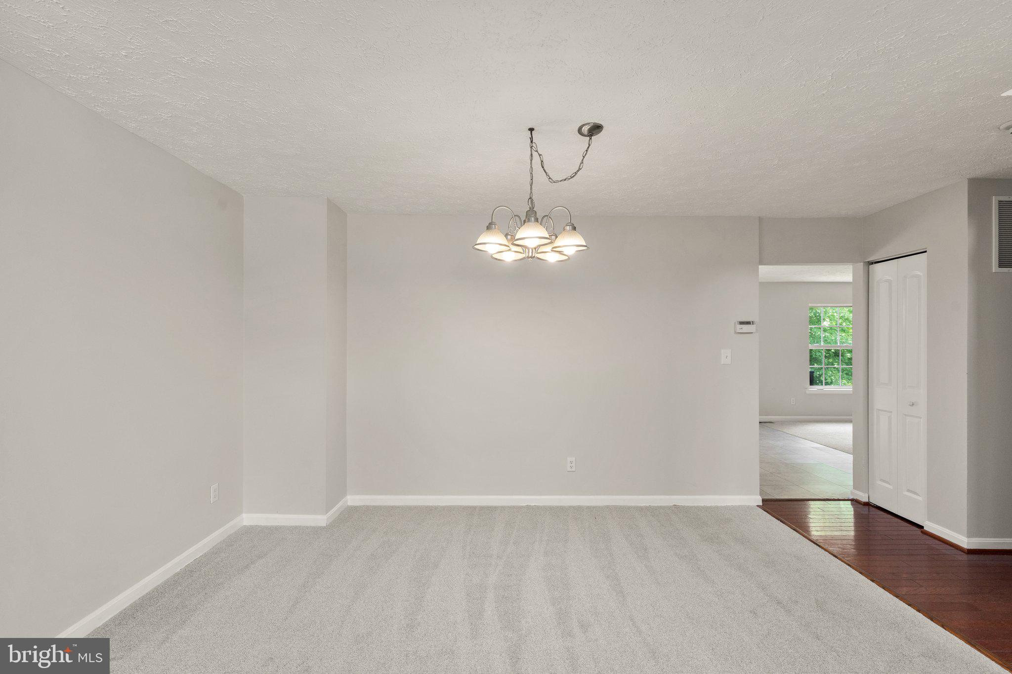 RIVERSIDE - Residential