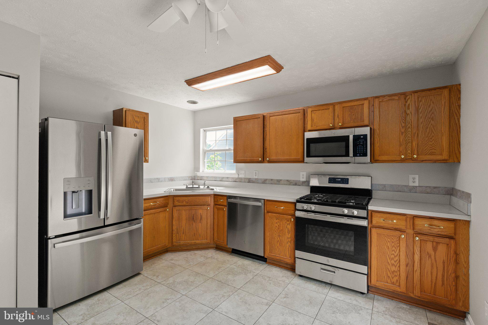 RIVERSIDE - Residential