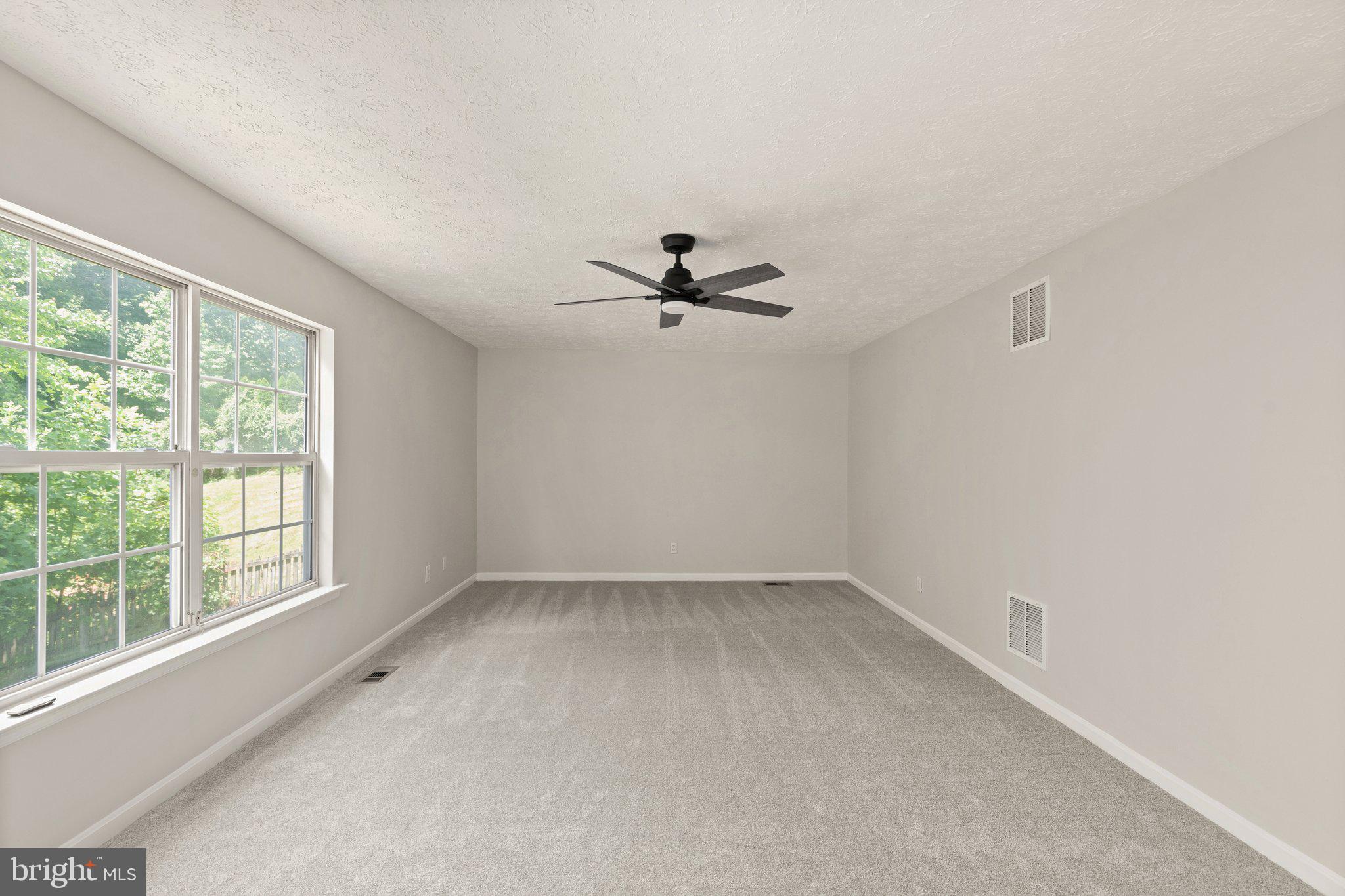 RIVERSIDE - Residential