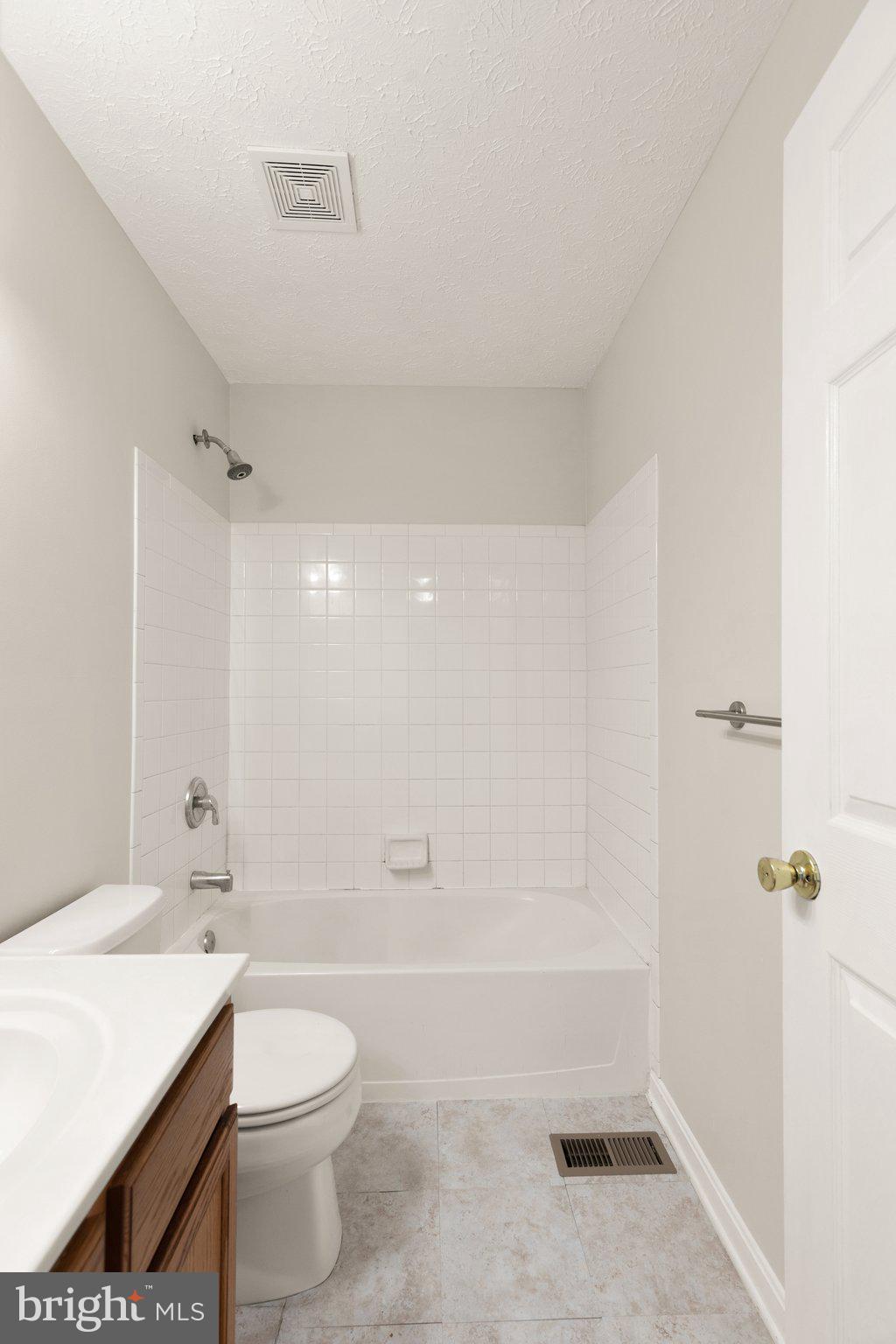 RIVERSIDE - Residential