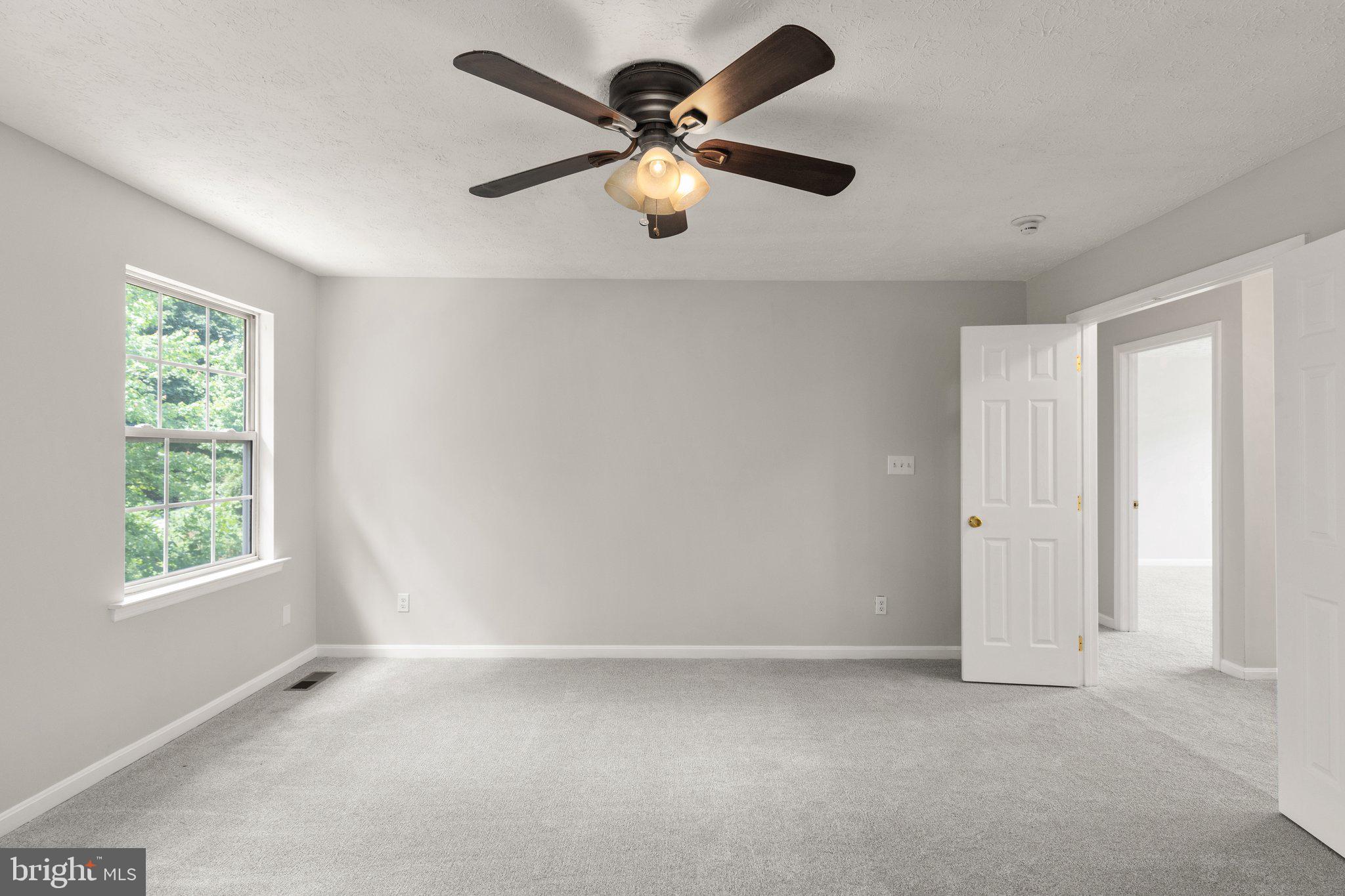 RIVERSIDE - Residential