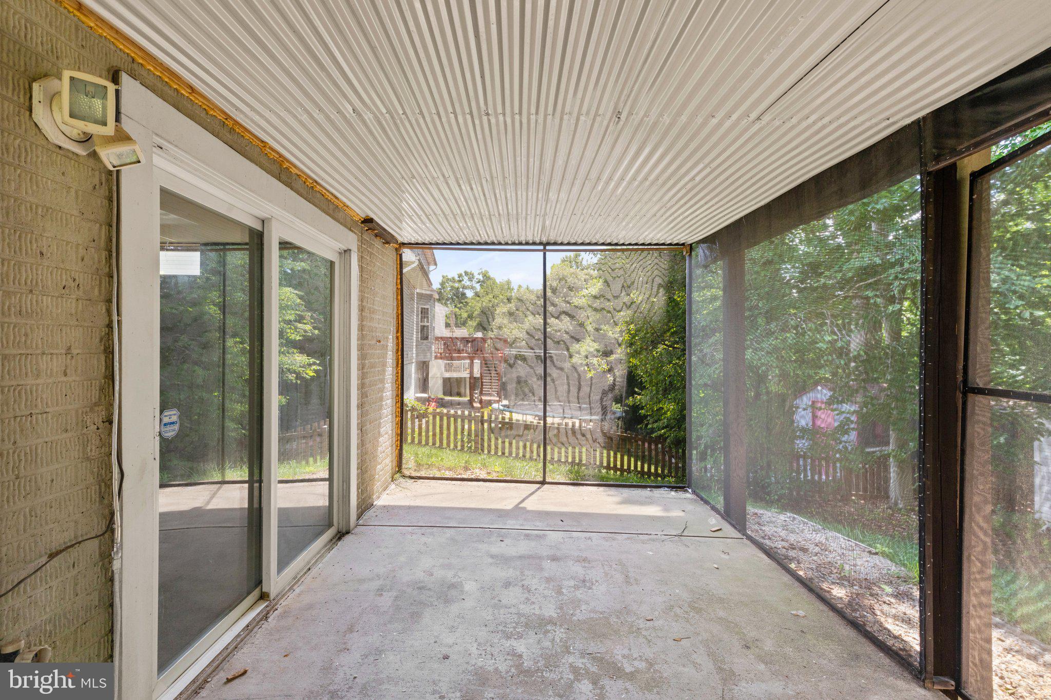 RIVERSIDE - Residential