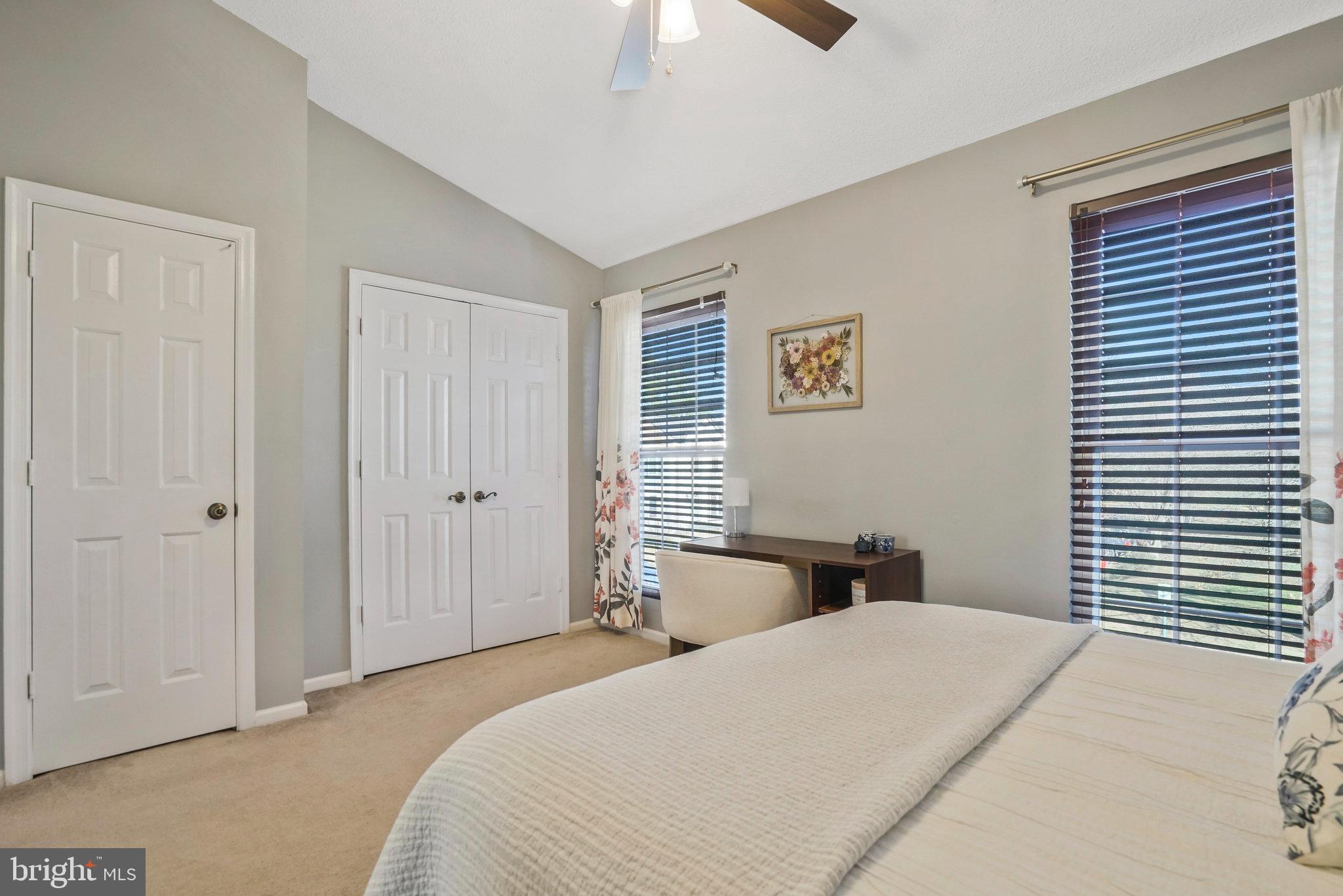 WOODSTONE - Residential