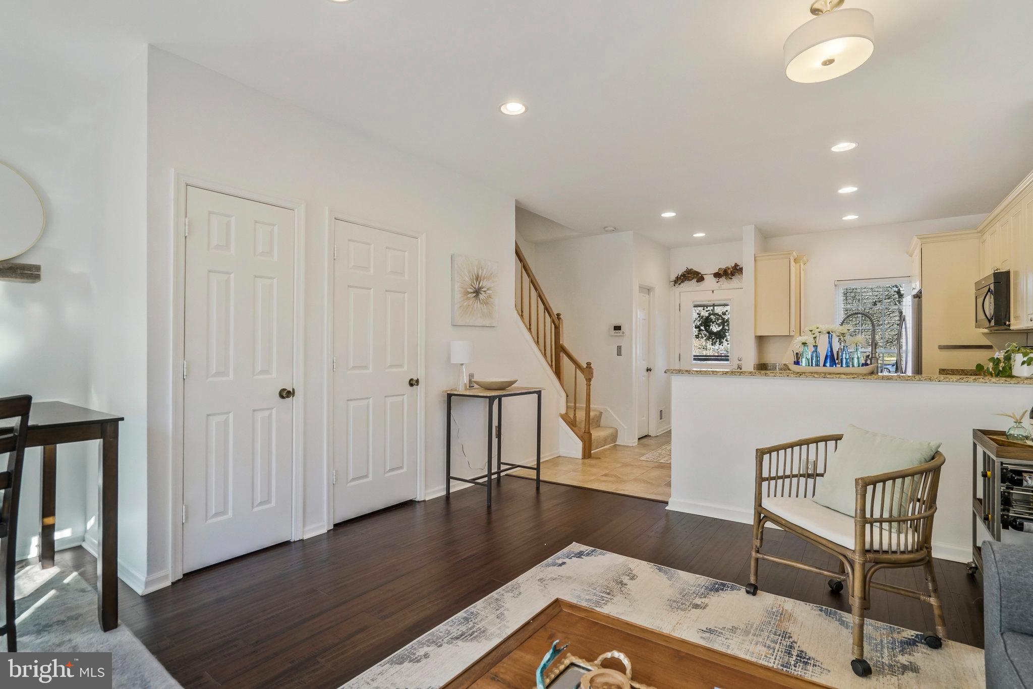 WOODSTONE - Residential