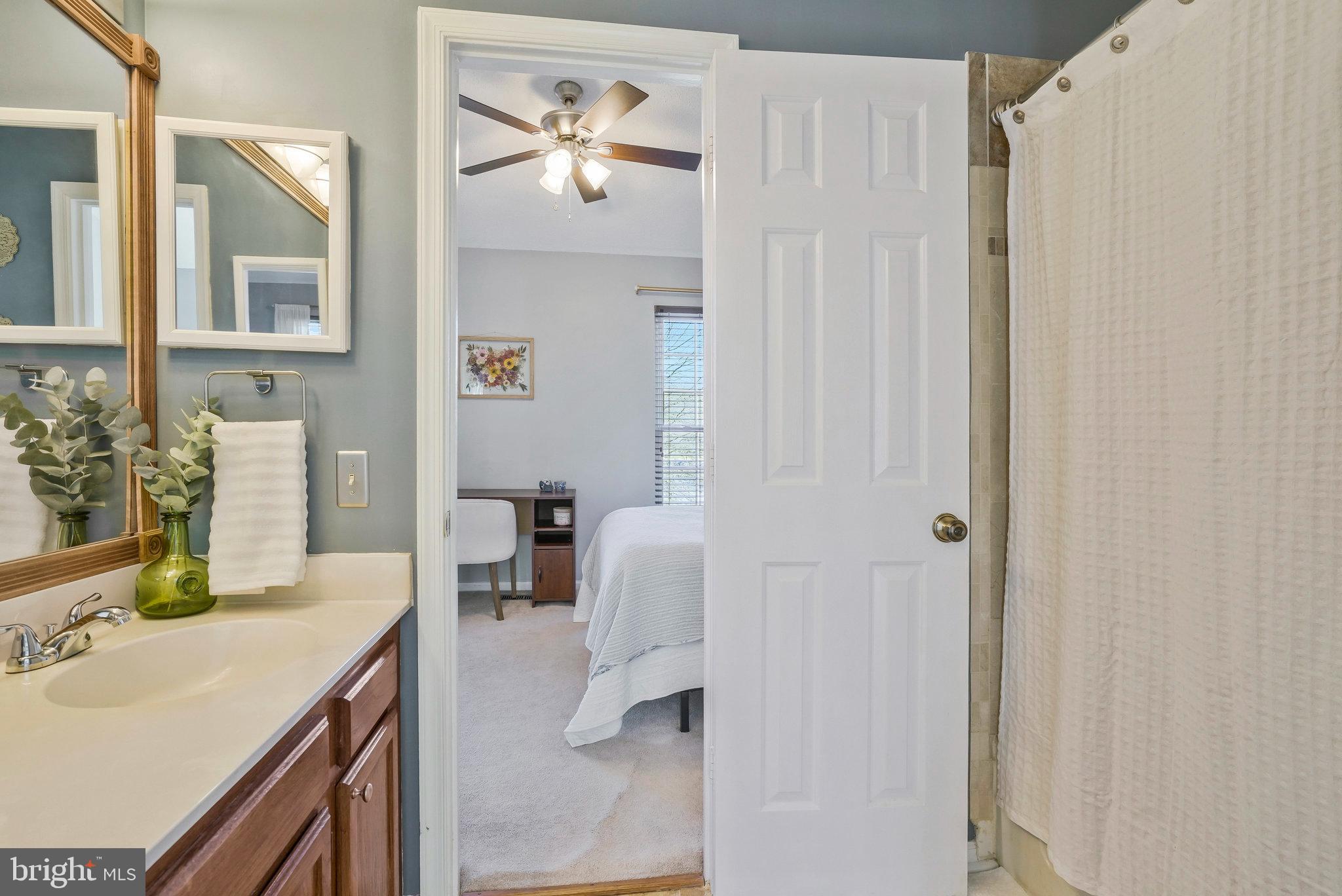 WOODSTONE - Residential