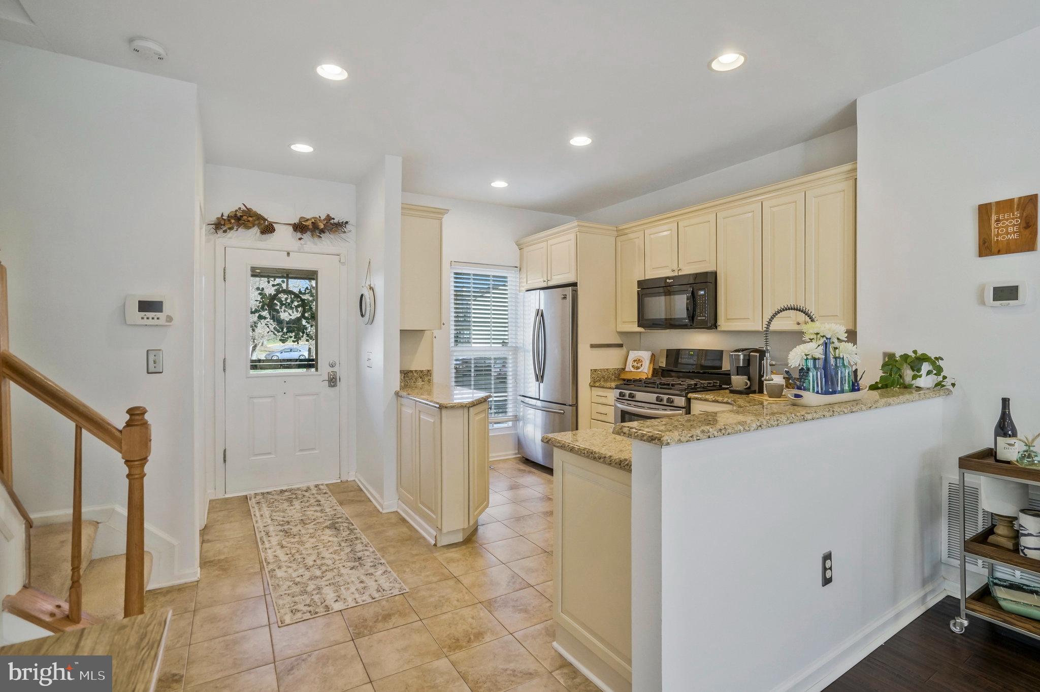 WOODSTONE - Residential