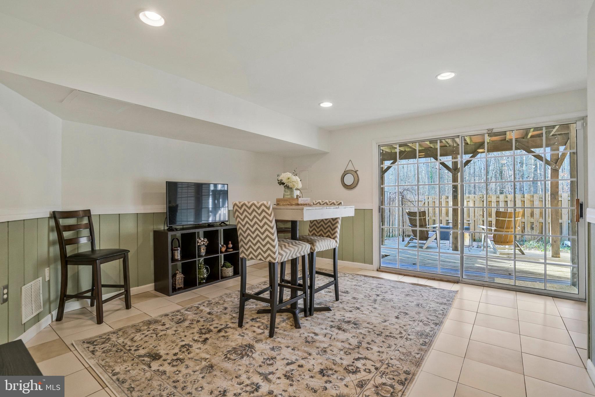 WOODSTONE - Residential