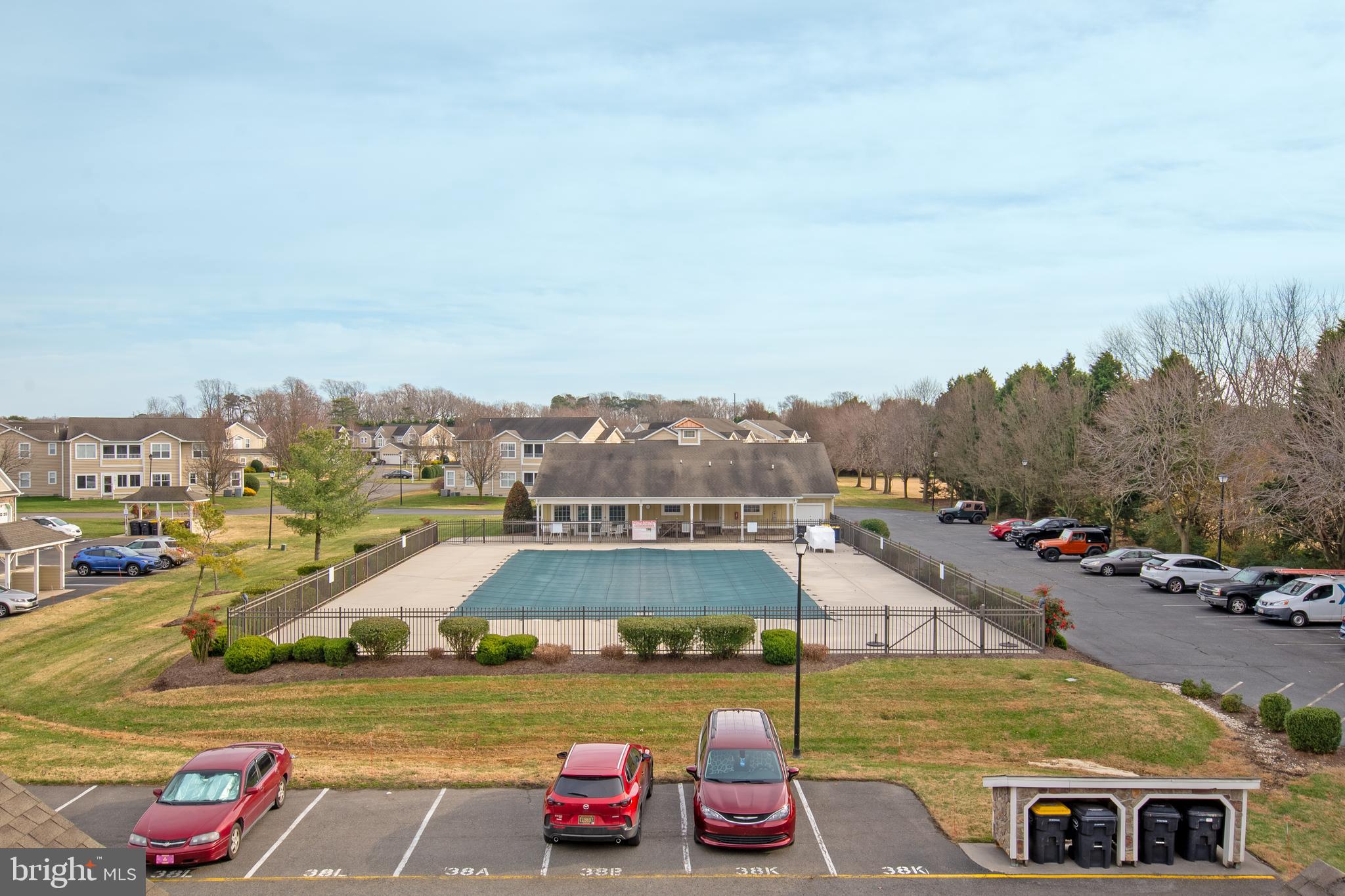 HEARTHSTONE MANOR - Residential