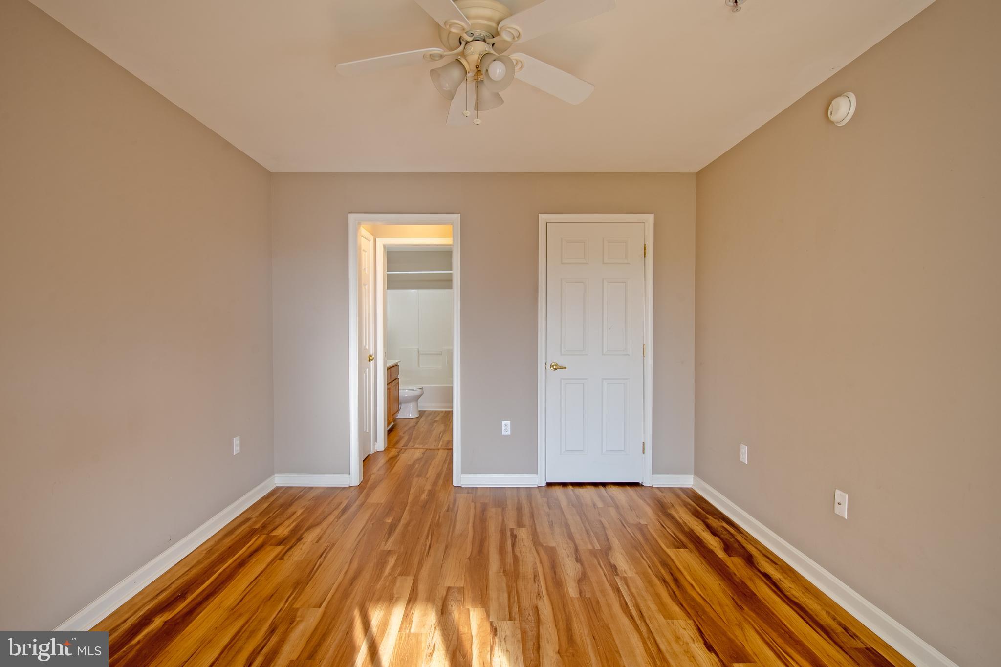 HEARTHSTONE MANOR - Residential