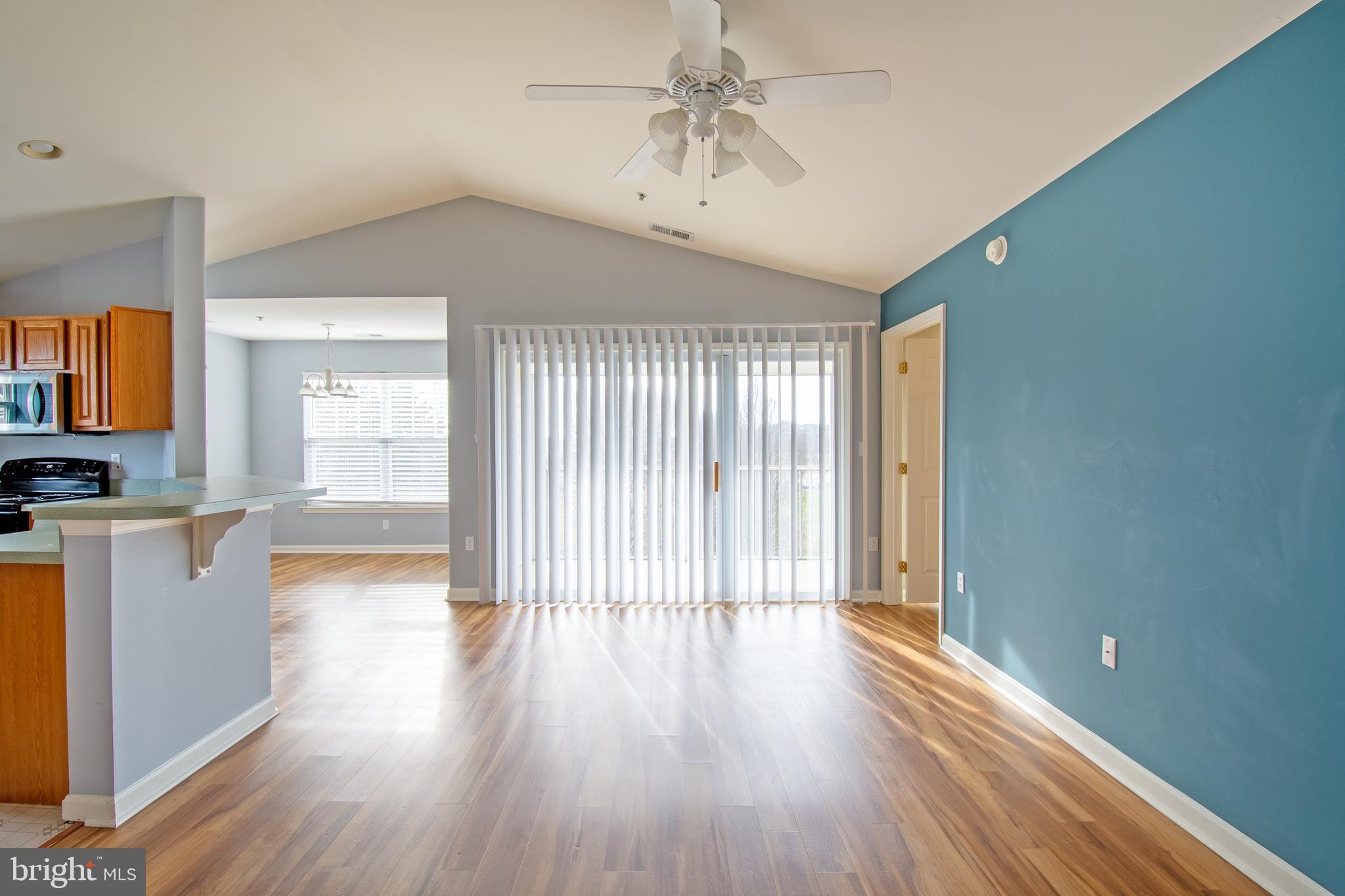 HEARTHSTONE MANOR - Residential