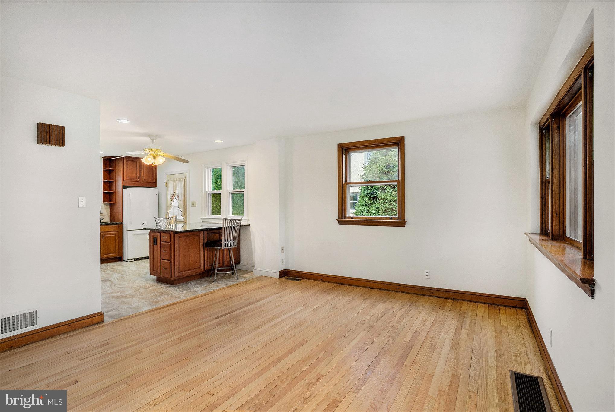 MILMONT PARK - Residential