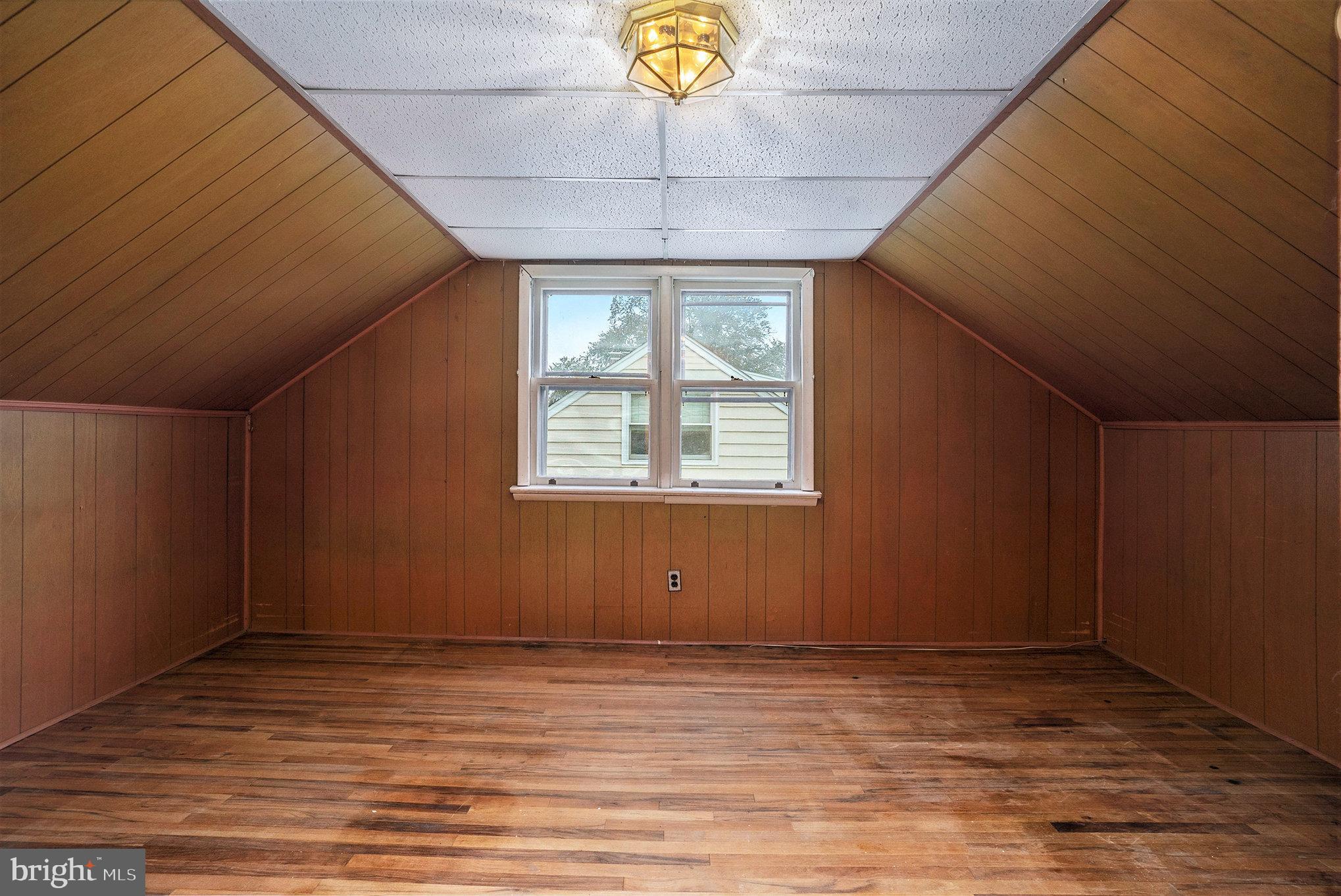 MILMONT PARK - Residential