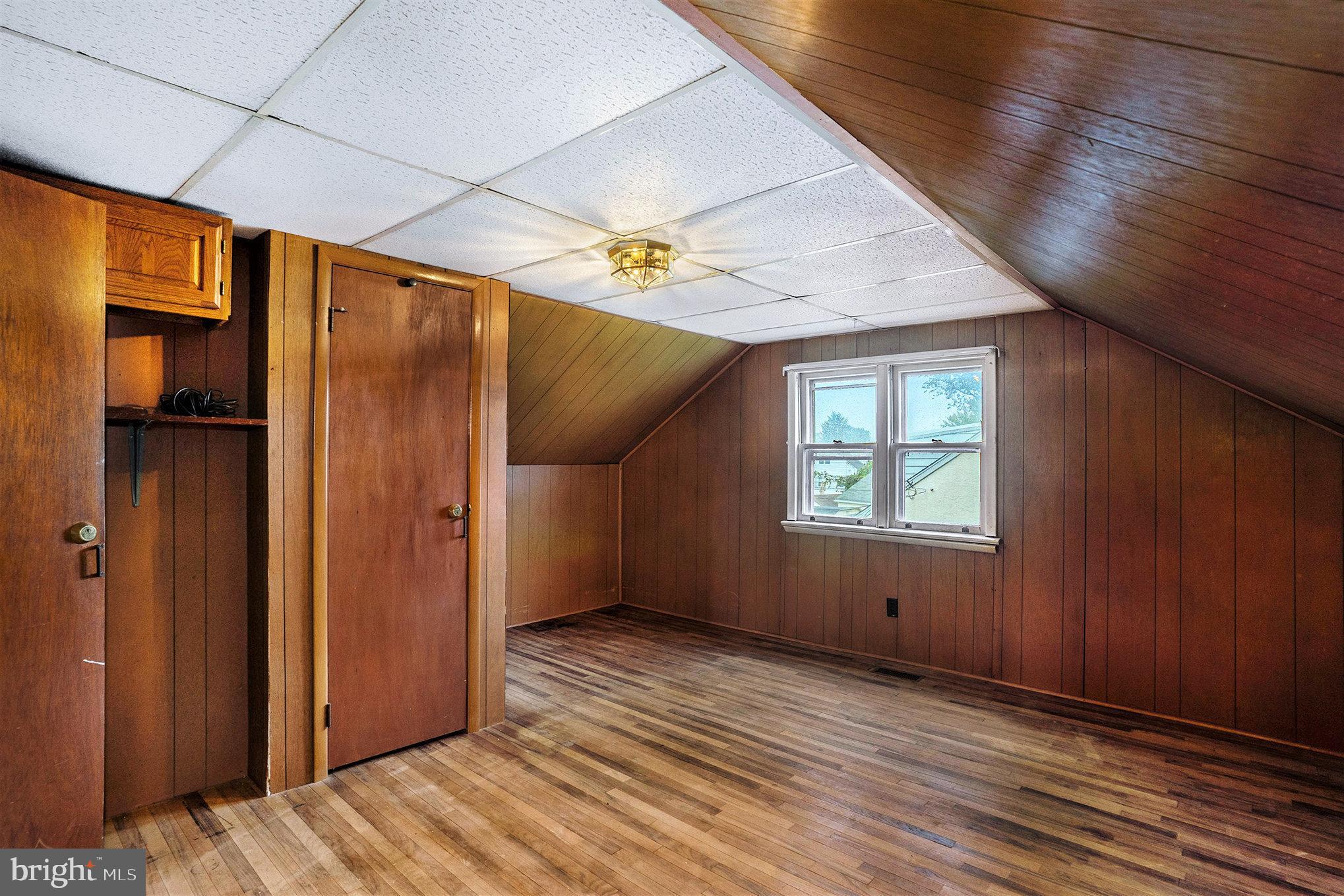 MILMONT PARK - Residential