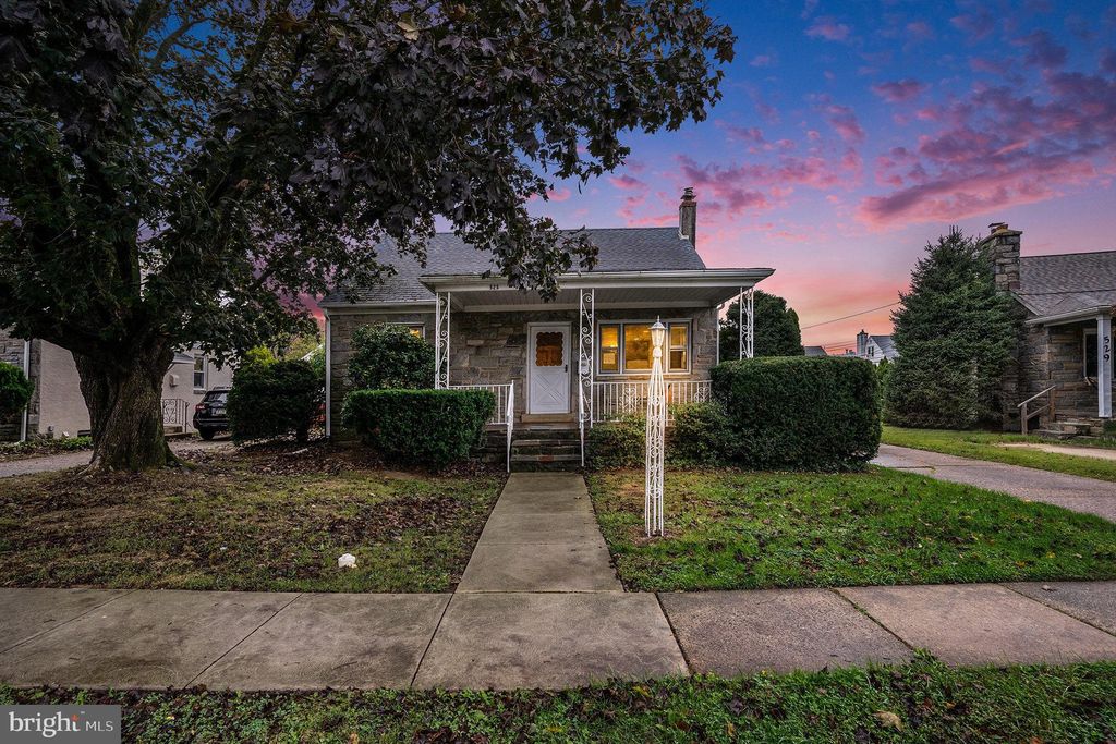 Photo of 525 Kelly Avenue, WOODLYN, PA 19094 (MLS # PADE2102034)