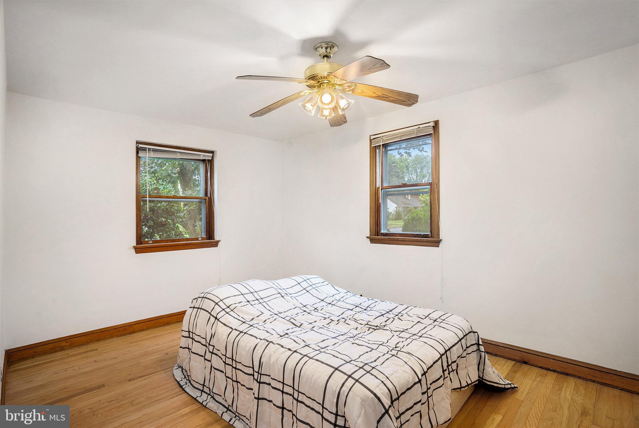 MILMONT PARK - Residential