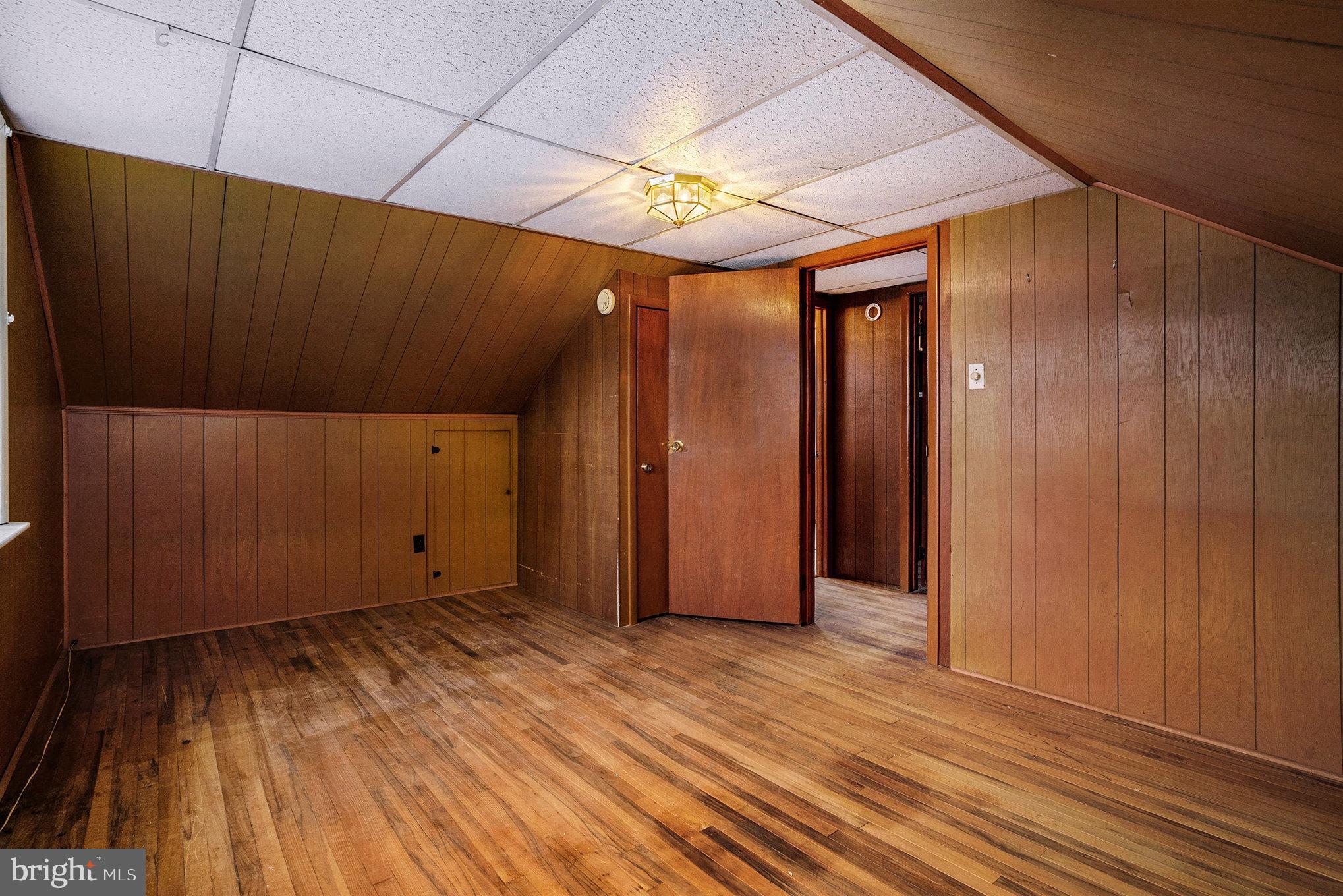 MILMONT PARK - Residential