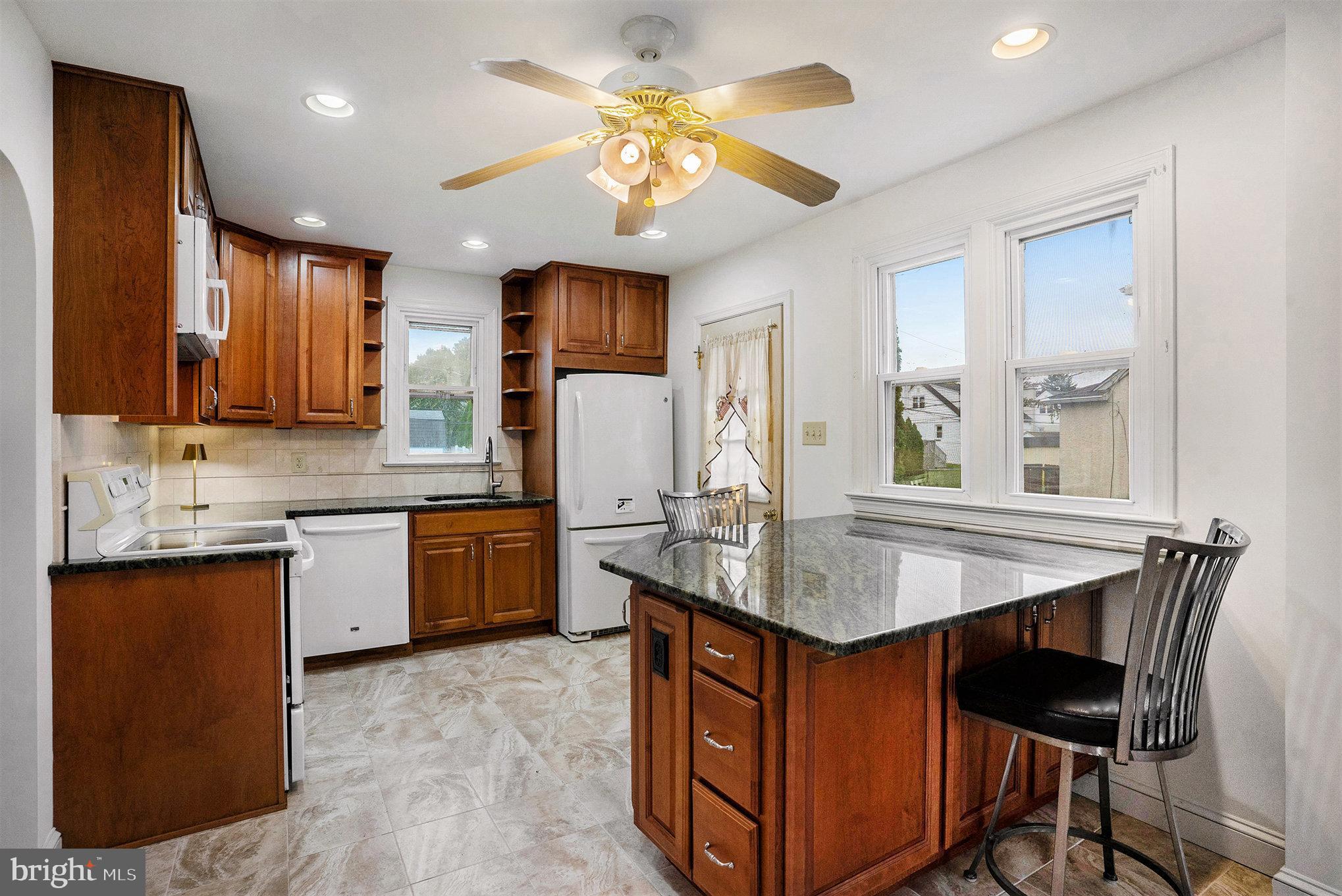 MILMONT PARK - Residential